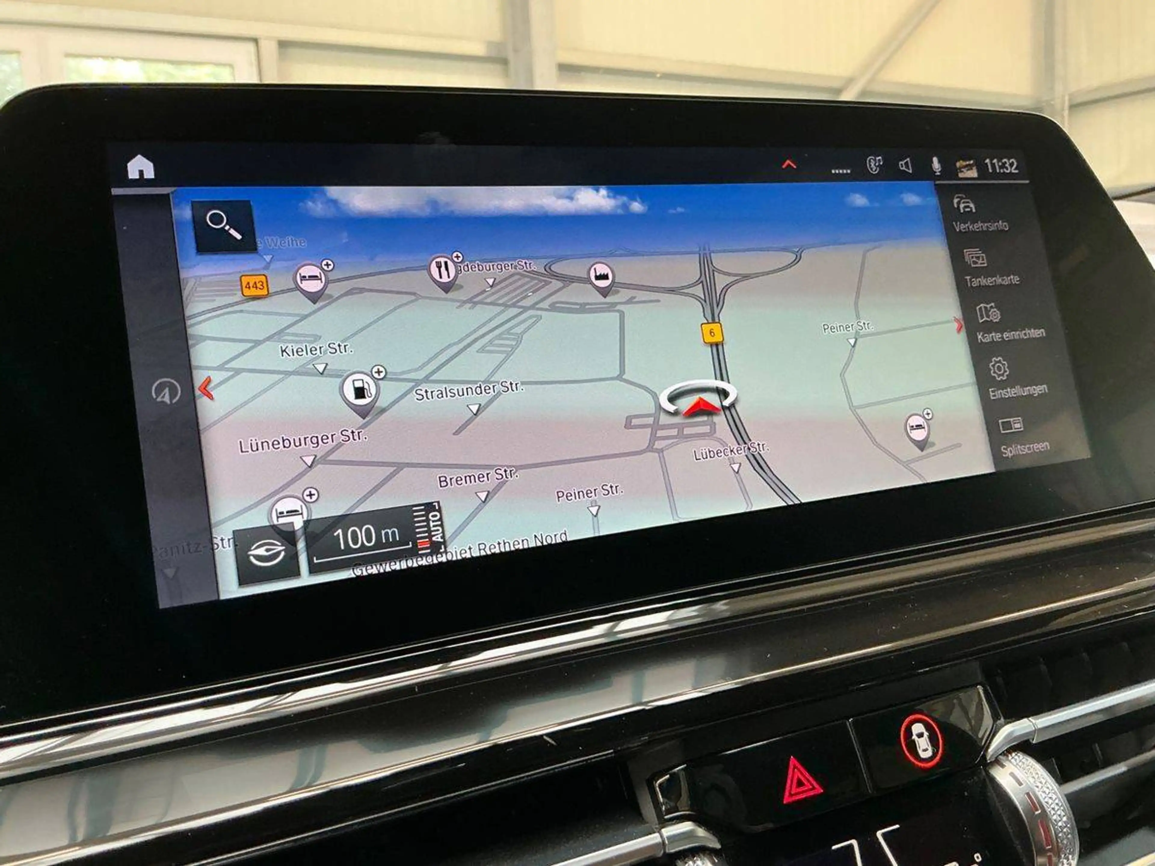 BMW 840 840 i M Sport — photo 15
