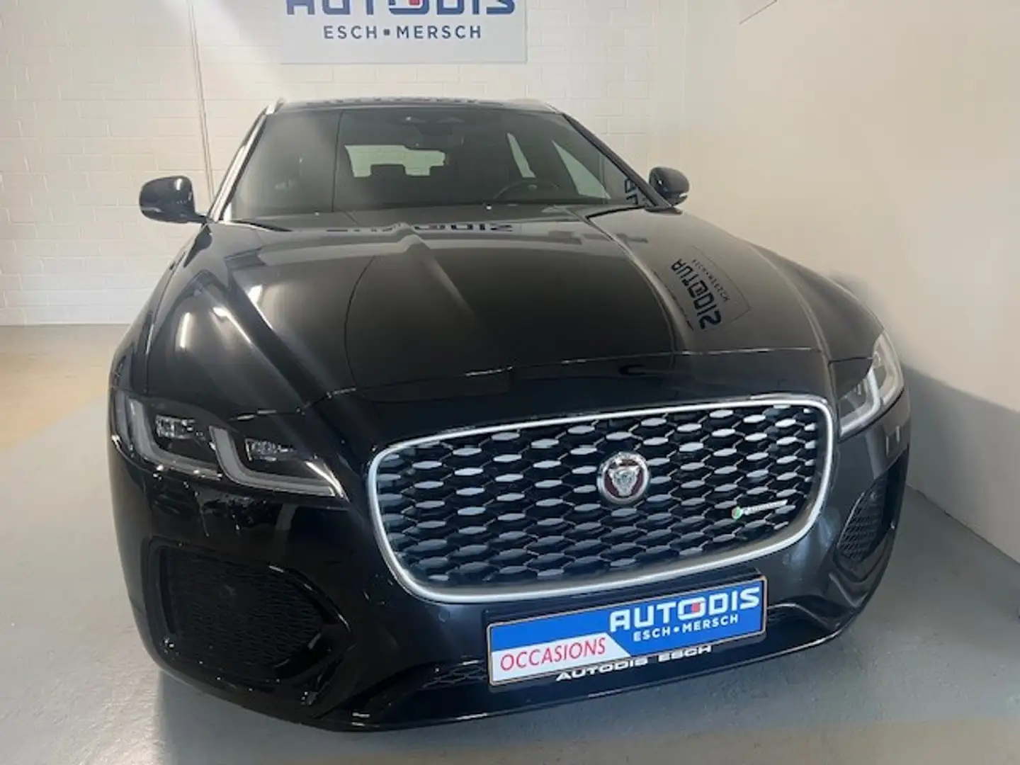 Jaguar XF 2.0 TDI D200 SPORTBRAKE R-DYNAMIC RWD AUTOMATIQUE Noir - 2
