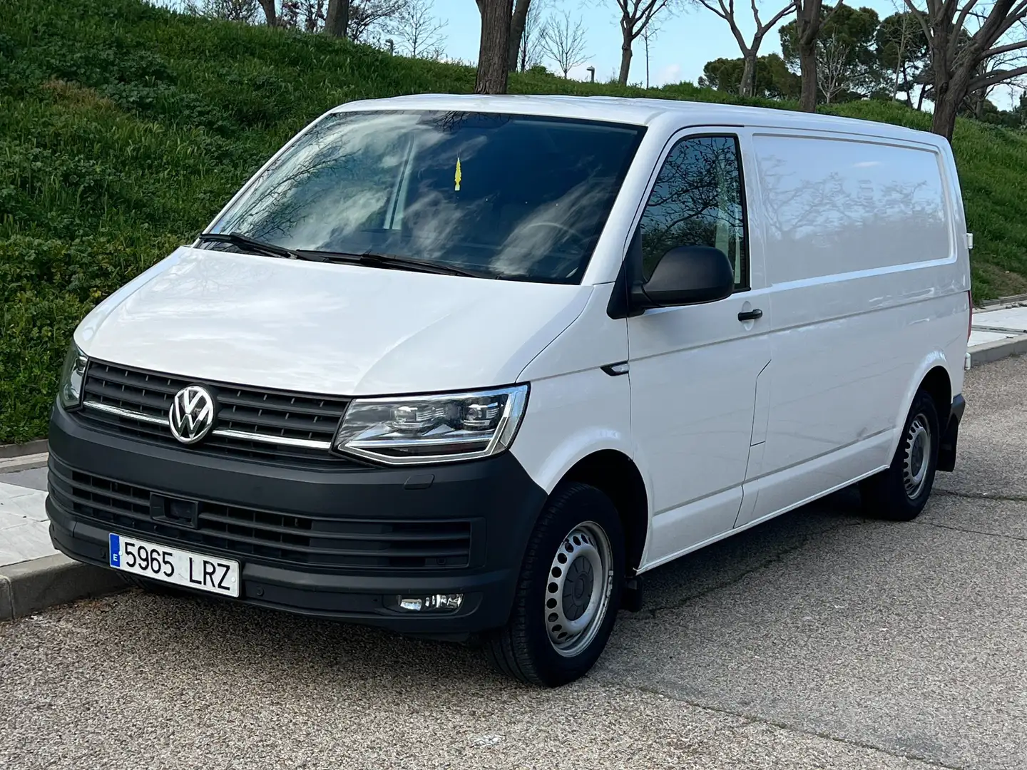 Volkswagen T6 Transporter VW TRANSPORTER L2 H1 DSG 150CV Blanco - 1