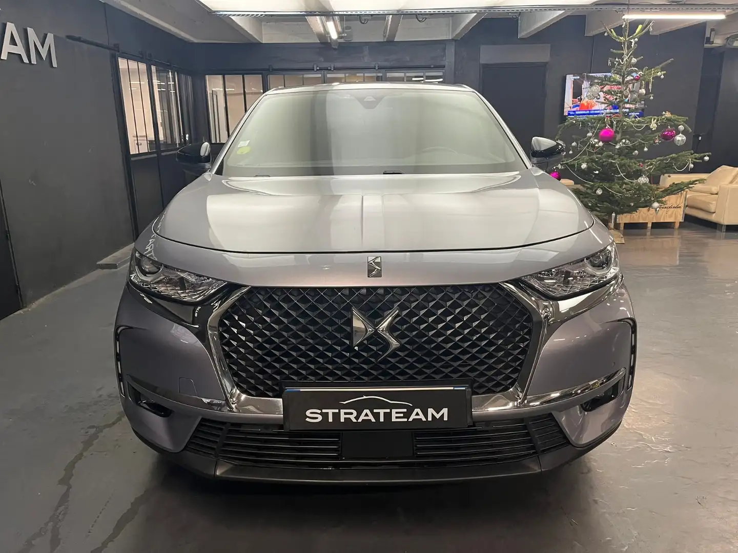 DS Automobiles DS 7 Crossback 1.5 BLUEHDI 130 Business BVA Gris - 2