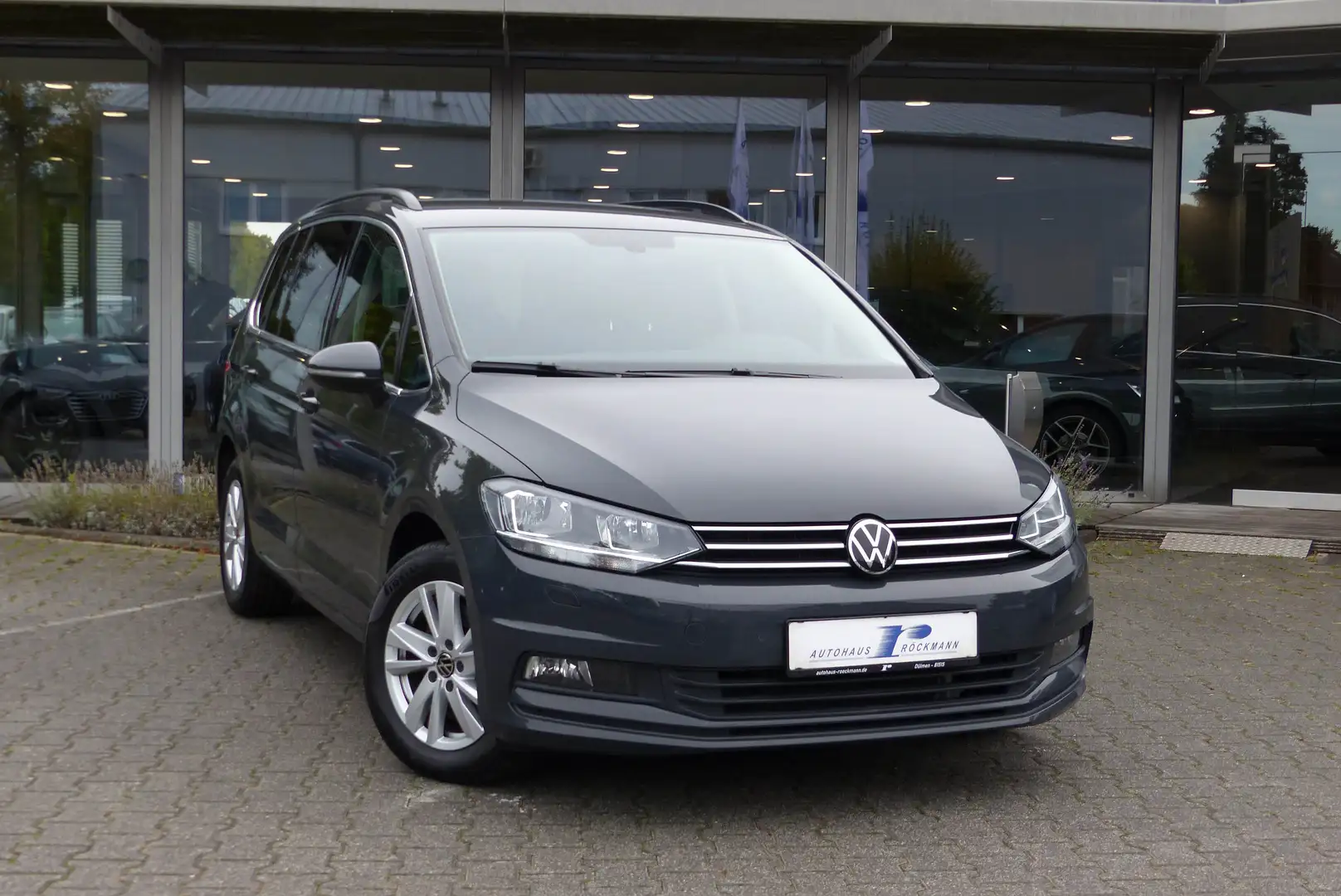 Volkswagen Touran Comfortline Aut. 7Sitzer AHK App PDC Grau - 1