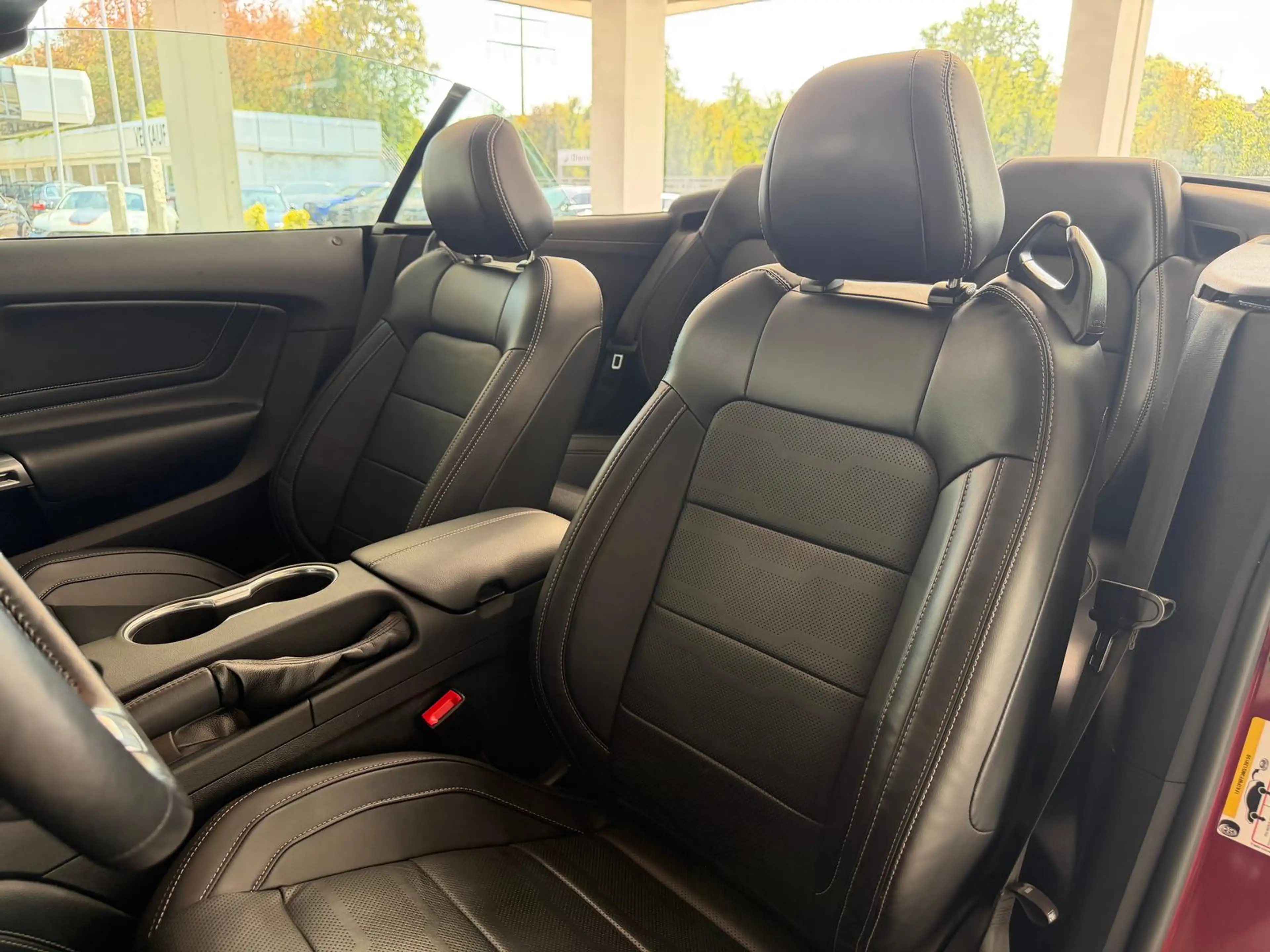 Ford Mustang 5.0 GT Cabrio AUT.*PREMIUM2*B&O*STREIFEN — photo 12