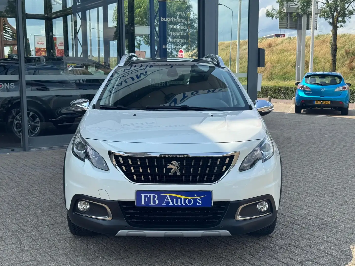 Peugeot 2008 1.2 PureTech Crossway Airco Navi Lmv Pano Cruise Blanco - 2