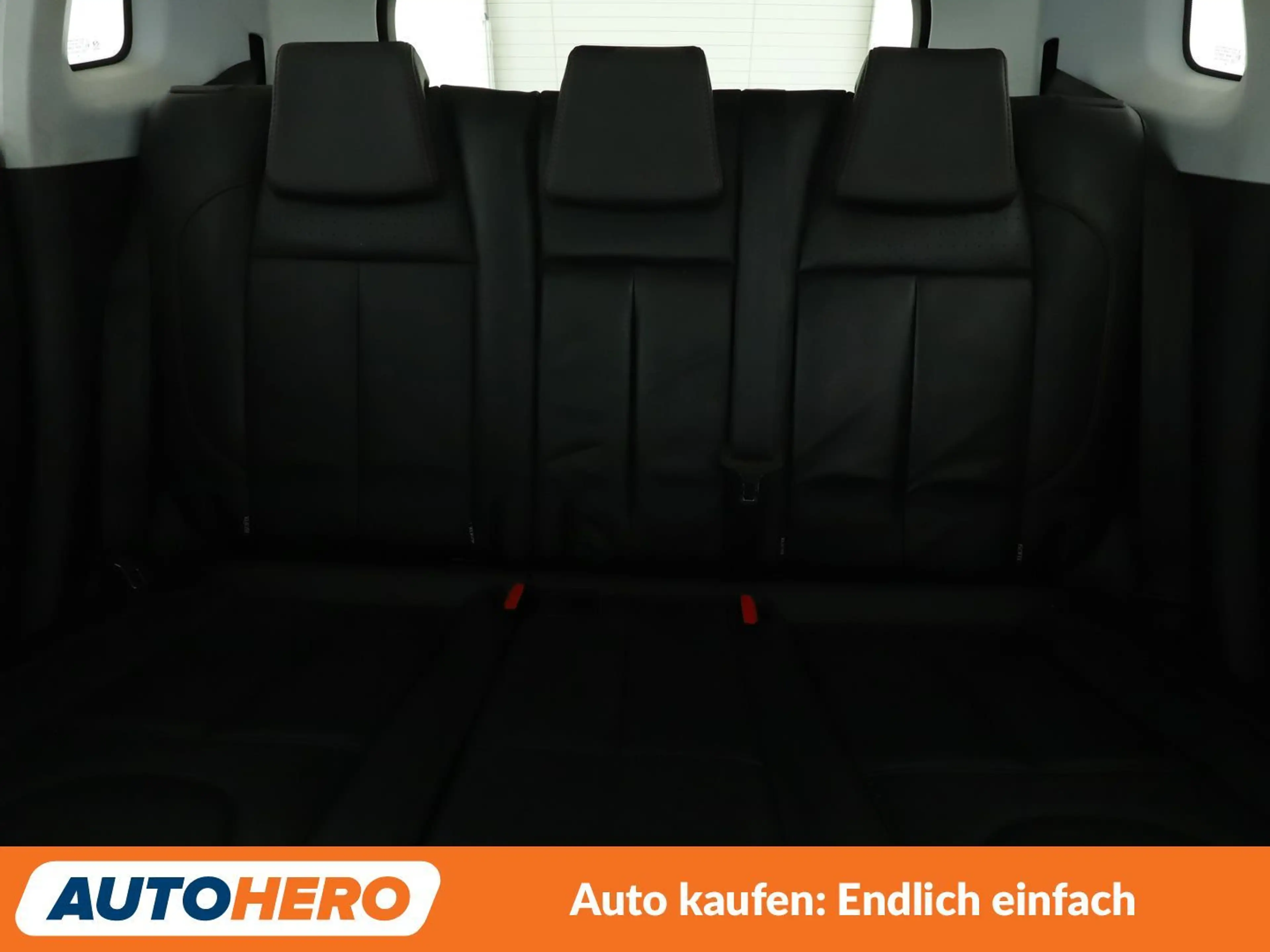 Peugeot 2008 1.2 PureTech Allure Aut.*NAVI*TEMPO*CAM*PDC* — photo 15