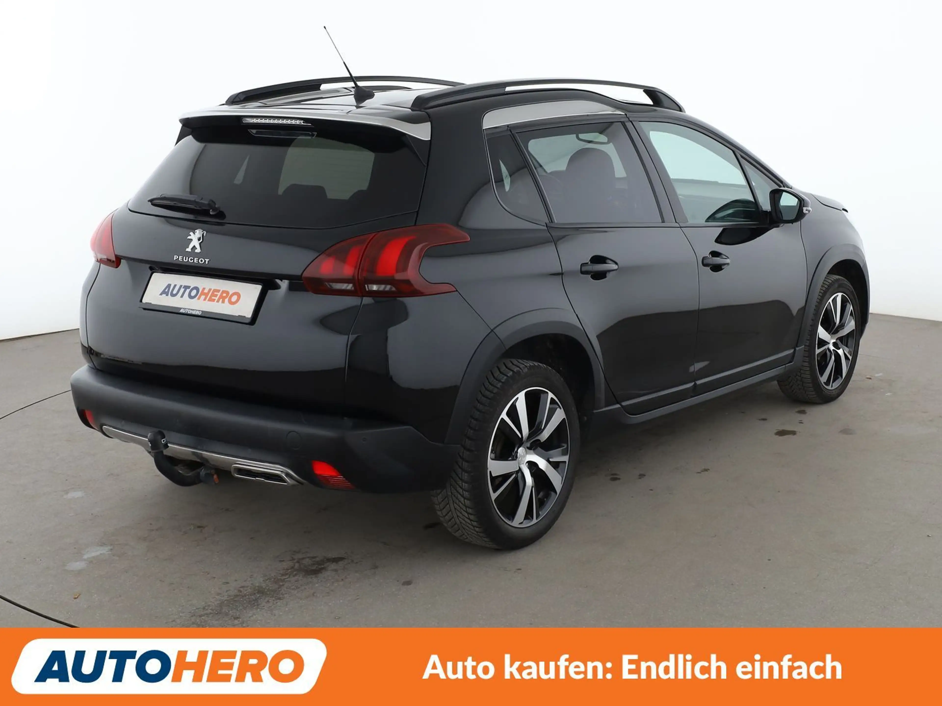Peugeot 2008 1.2 PureTech Allure Aut.*NAVI*TEMPO*CAM*PDC* — photo 6
