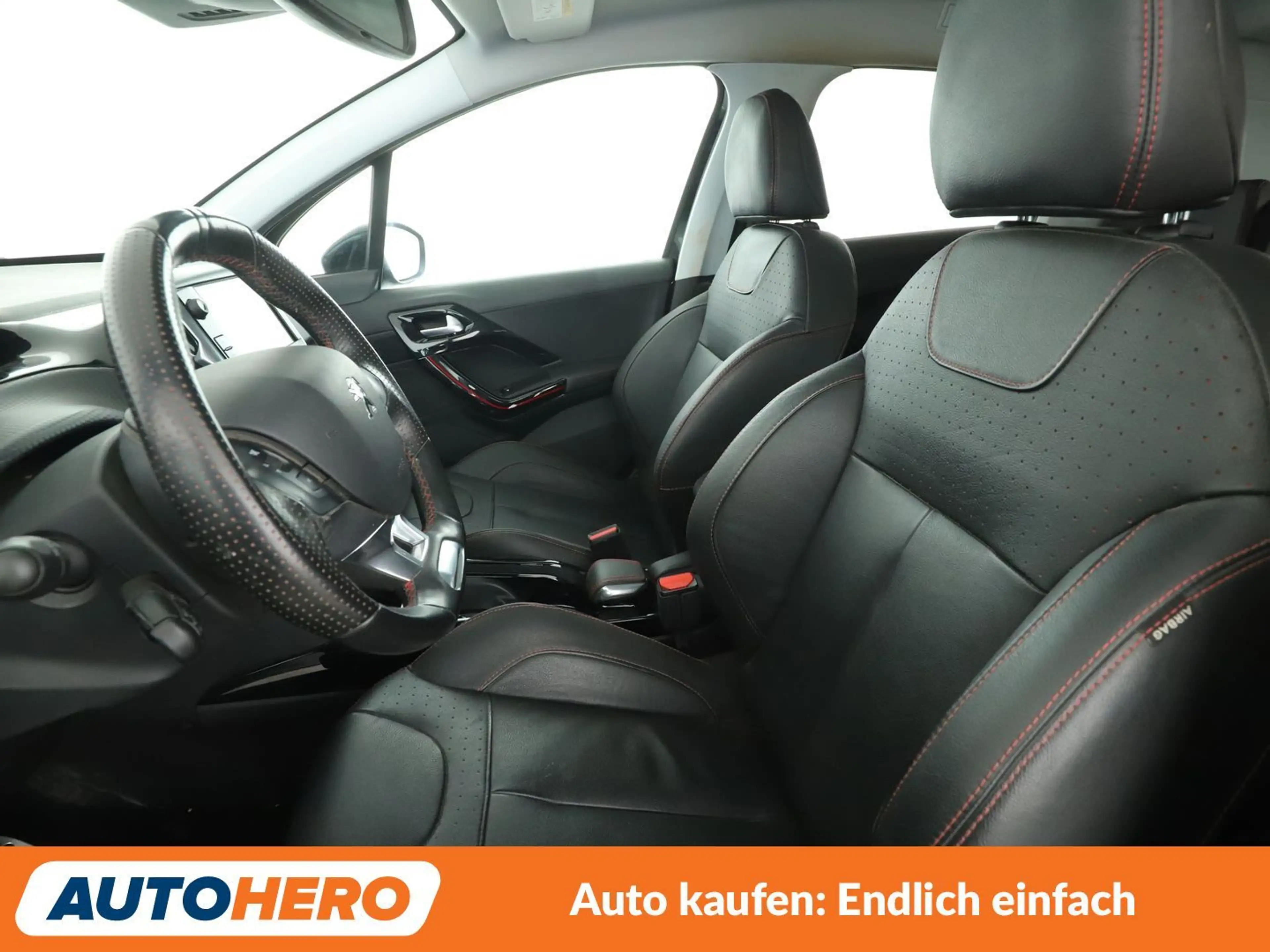 Peugeot 2008 1.2 PureTech Allure Aut.*NAVI*TEMPO*CAM*PDC* — photo 10