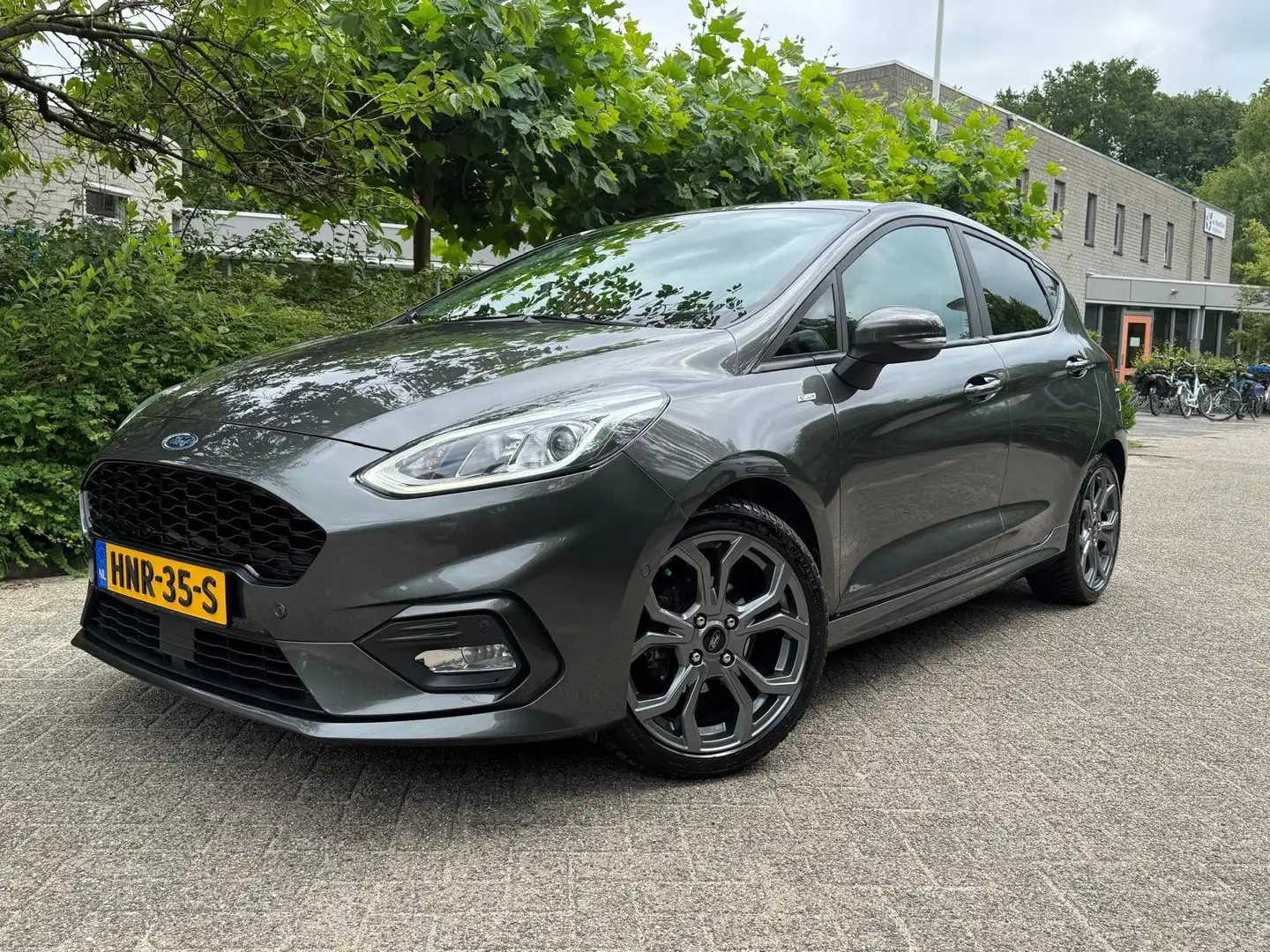Ford Fiesta Fiesta 1.0 Ecoboost ST-line Grijs - 1
