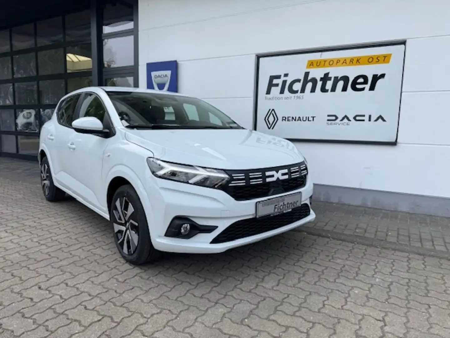Dacia Sandero Expression TCe 90 Klima EPH Ersatzrad Wit - 1