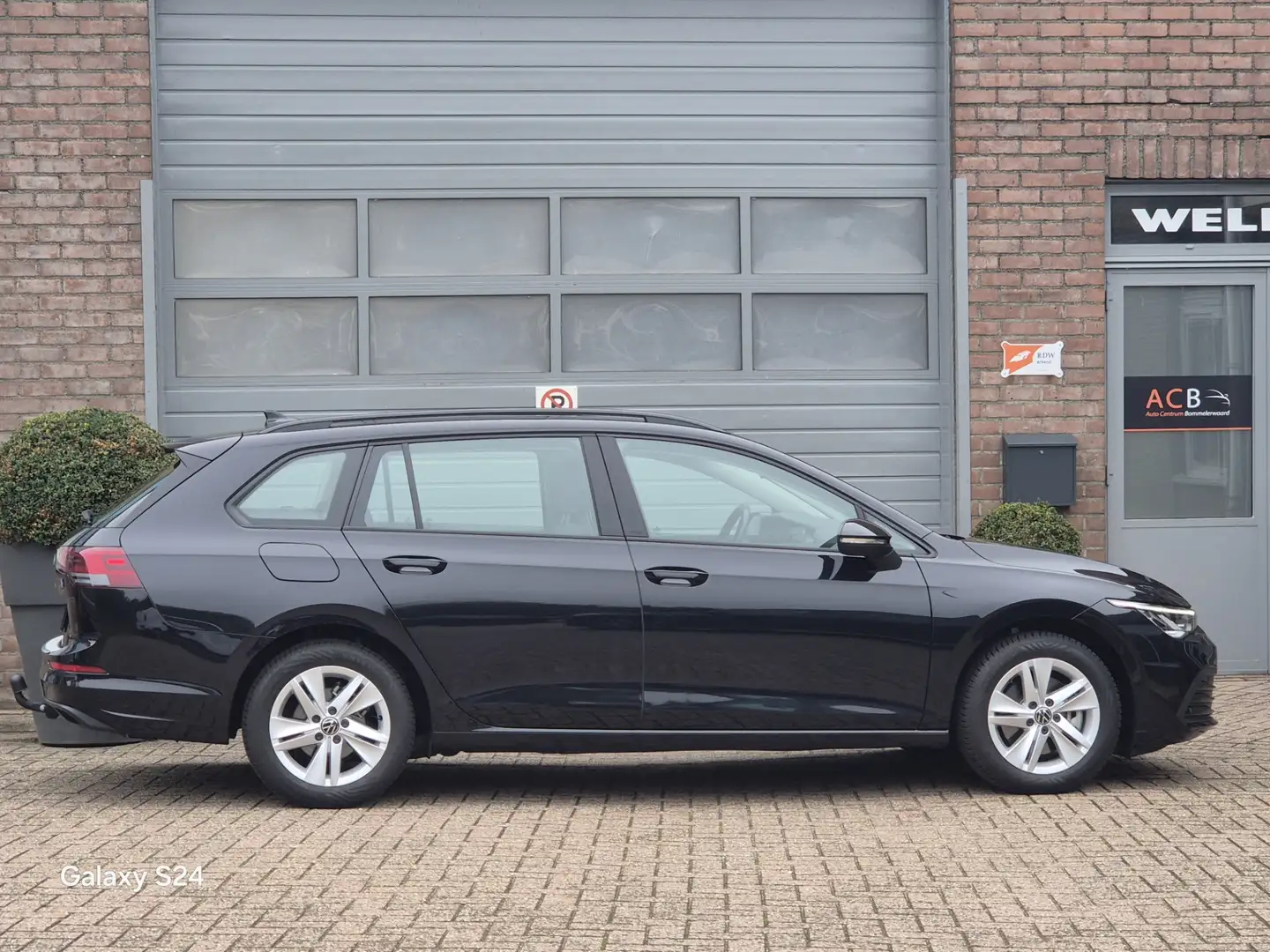 Volkswagen Golf Variant 2.0 TDI Life Business Trekhaak, Apple-Carplay, El. Nero - 2