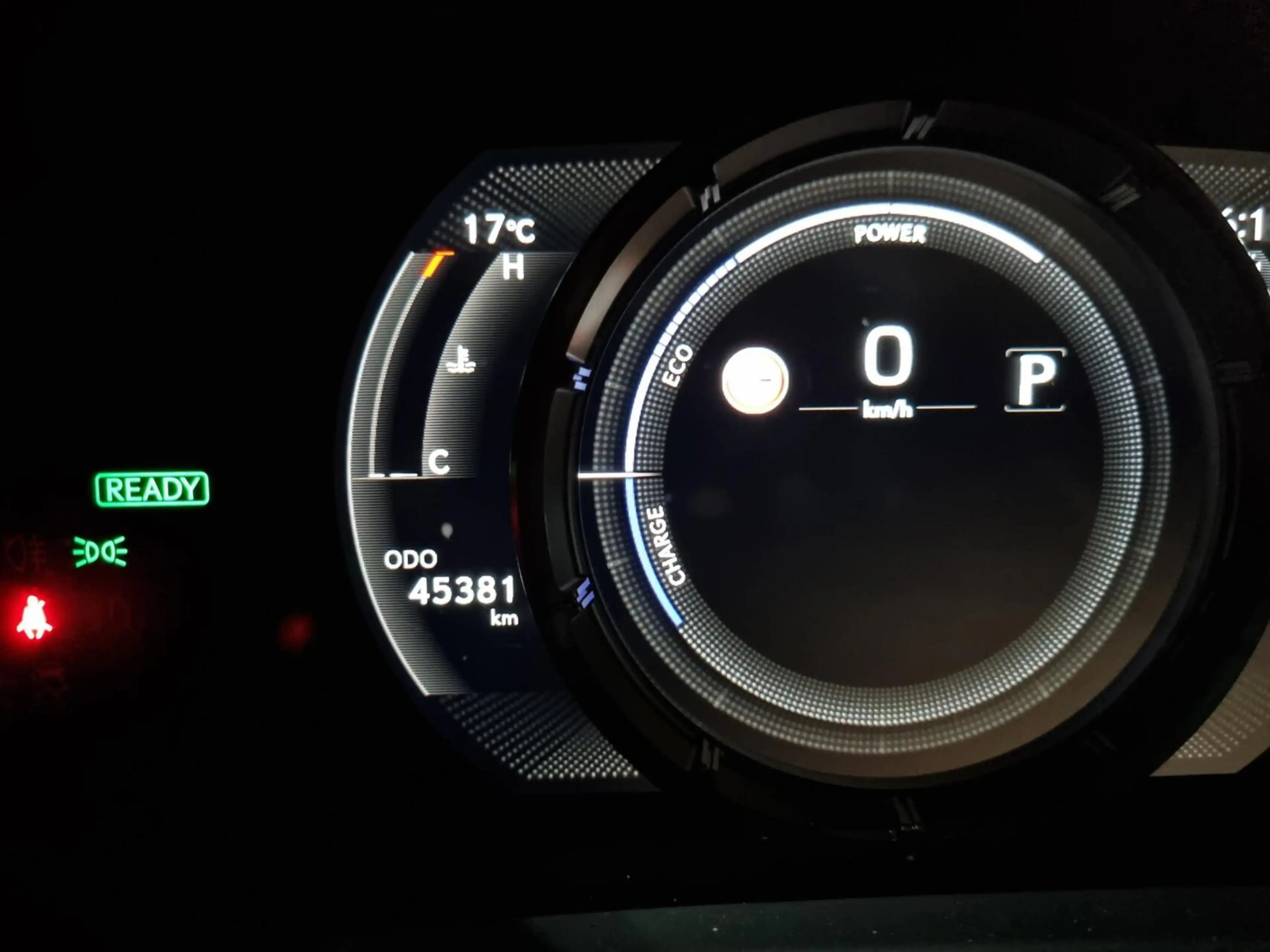 Lexus UX 250h F-Sport / PDC / Schuifdak / Trekhaak — photo 10