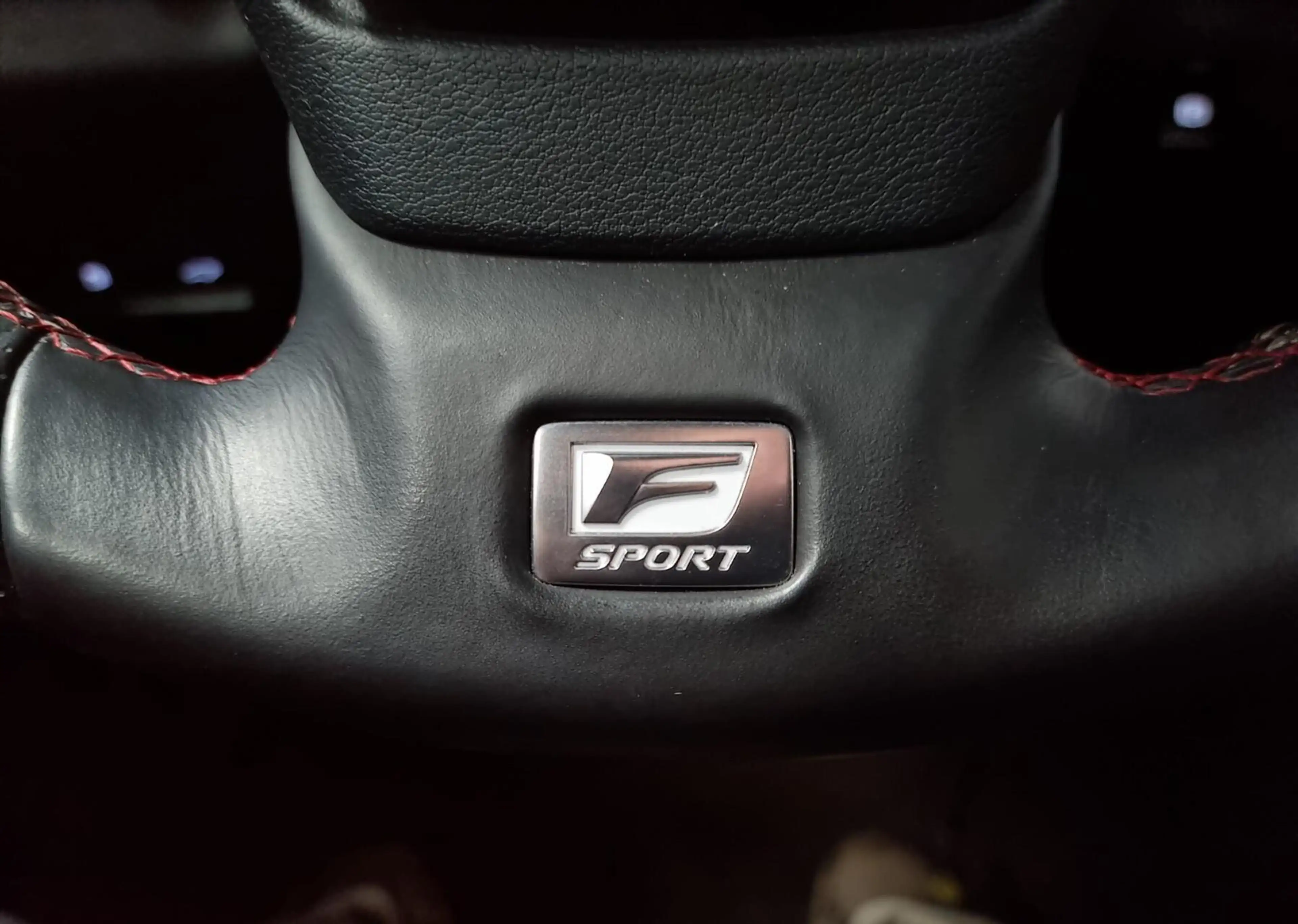 Lexus UX 250h F-Sport / PDC / Schuifdak / Trekhaak — photo 18