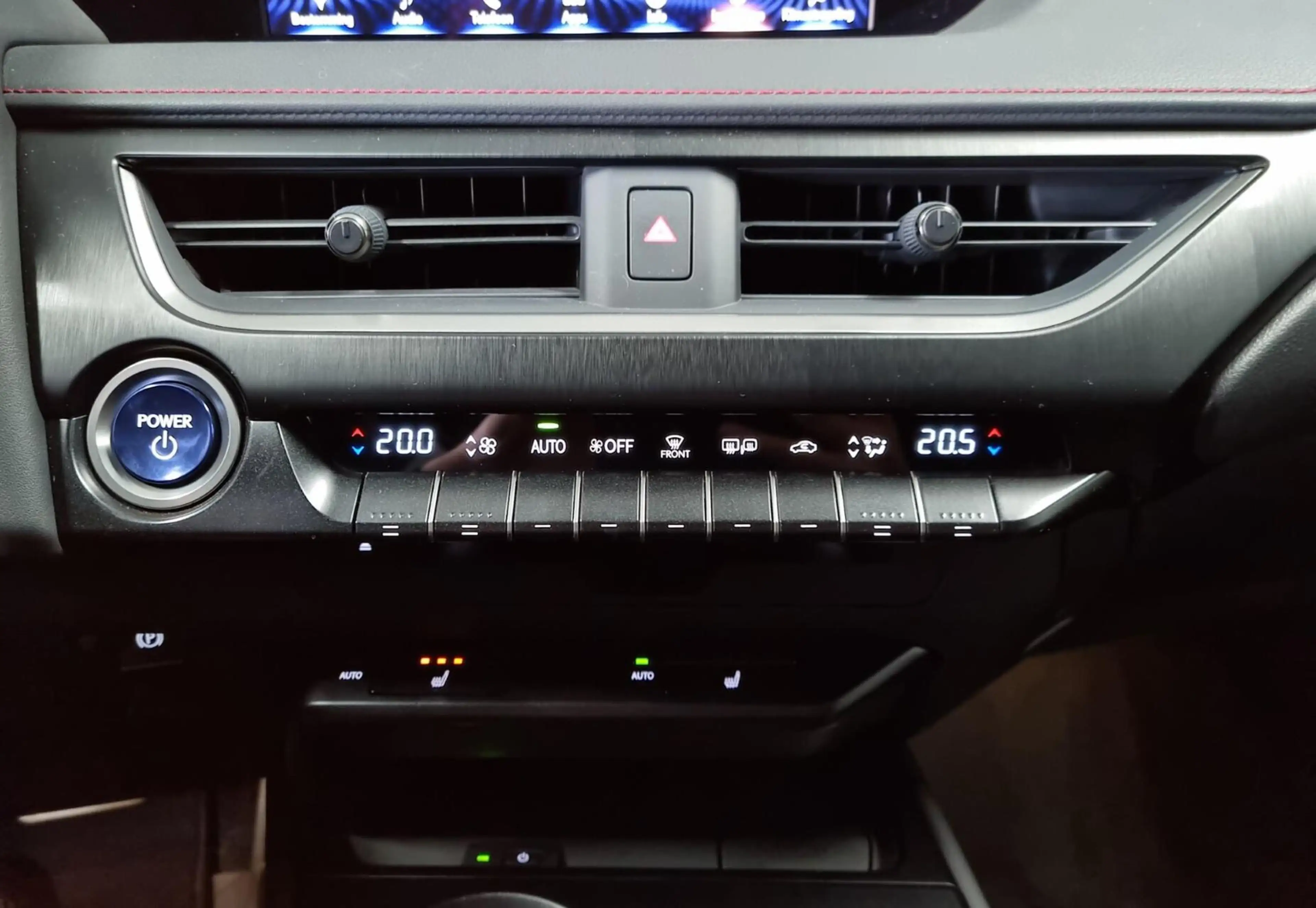 Lexus UX 250h F-Sport / PDC / Schuifdak / Trekhaak — photo 40