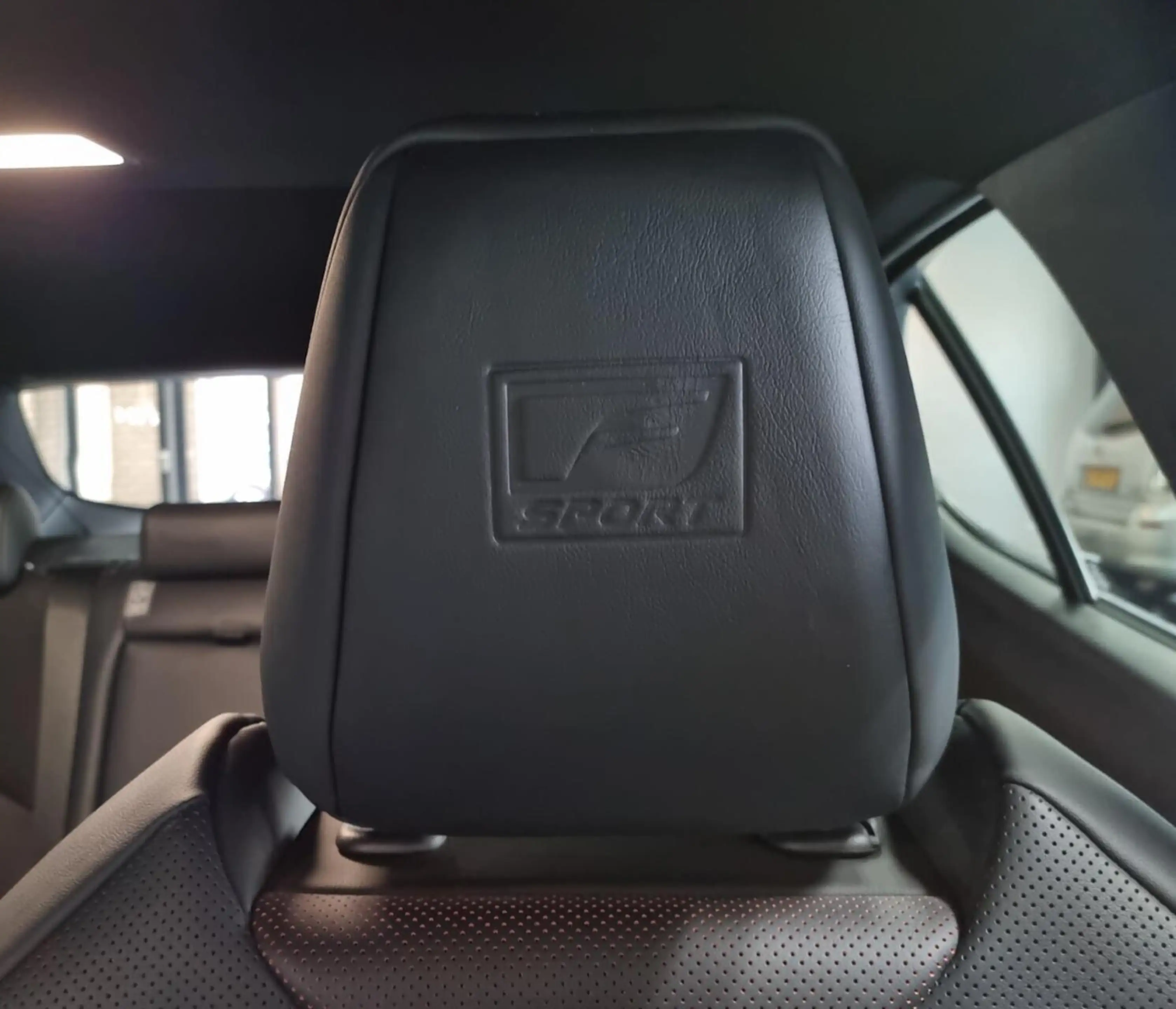 Lexus UX 250h F-Sport / PDC / Schuifdak / Trekhaak — photo 50