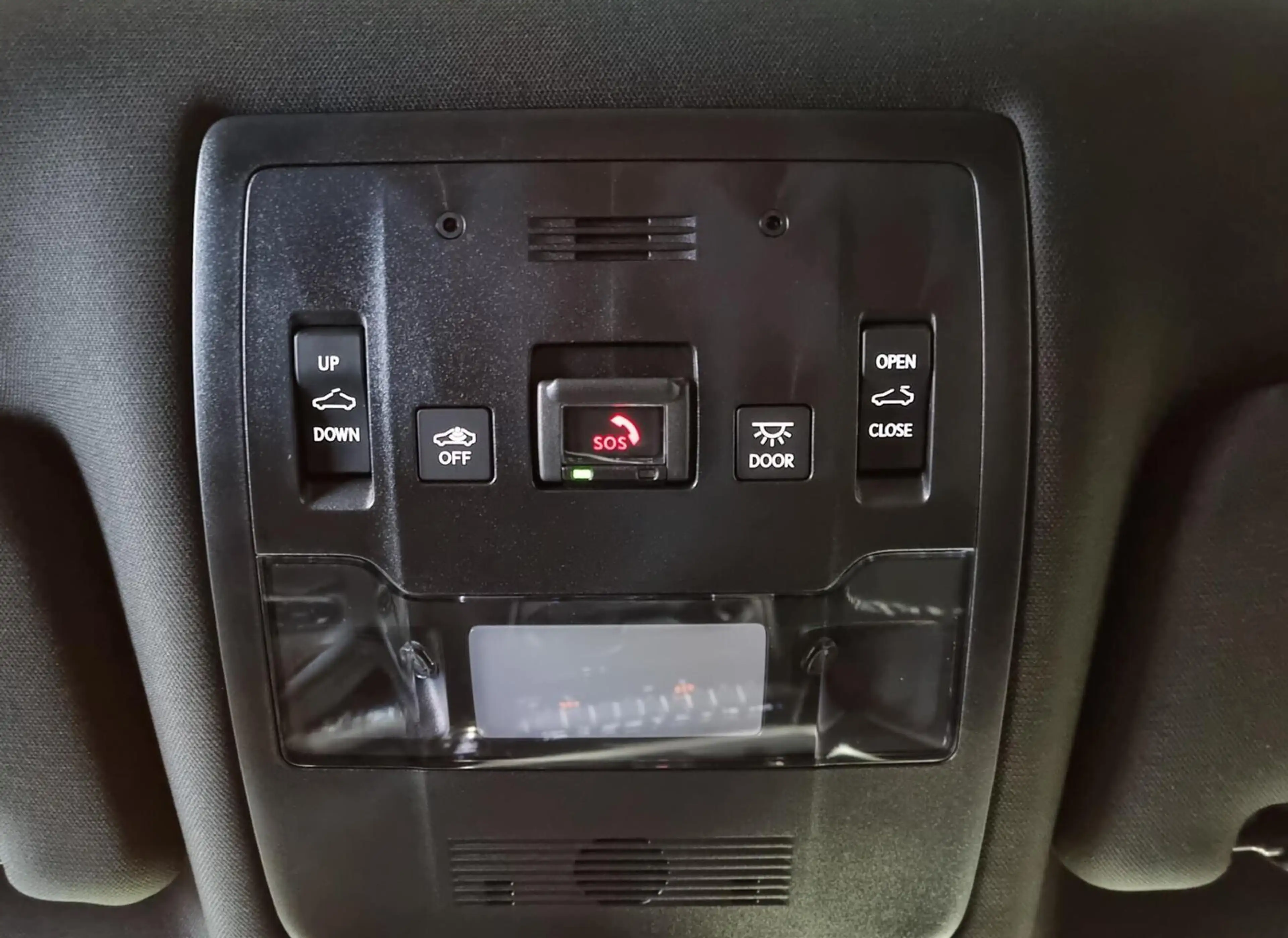 Lexus UX 250h F-Sport / PDC / Schuifdak / Trekhaak — photo 44