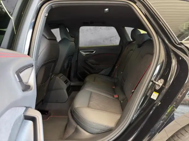 Audi A5 view 10