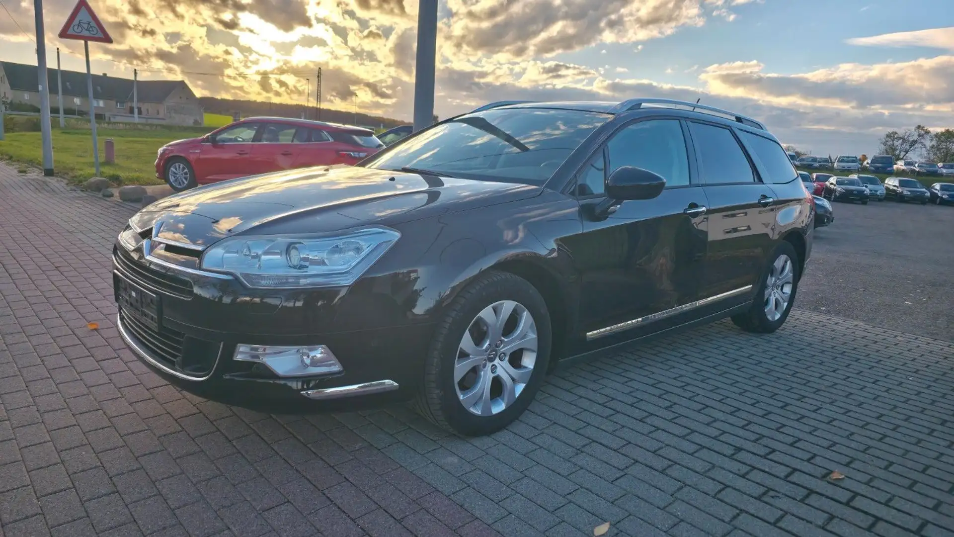 Citroen C5 Tourer 1.6 - Automatik Negro - 2