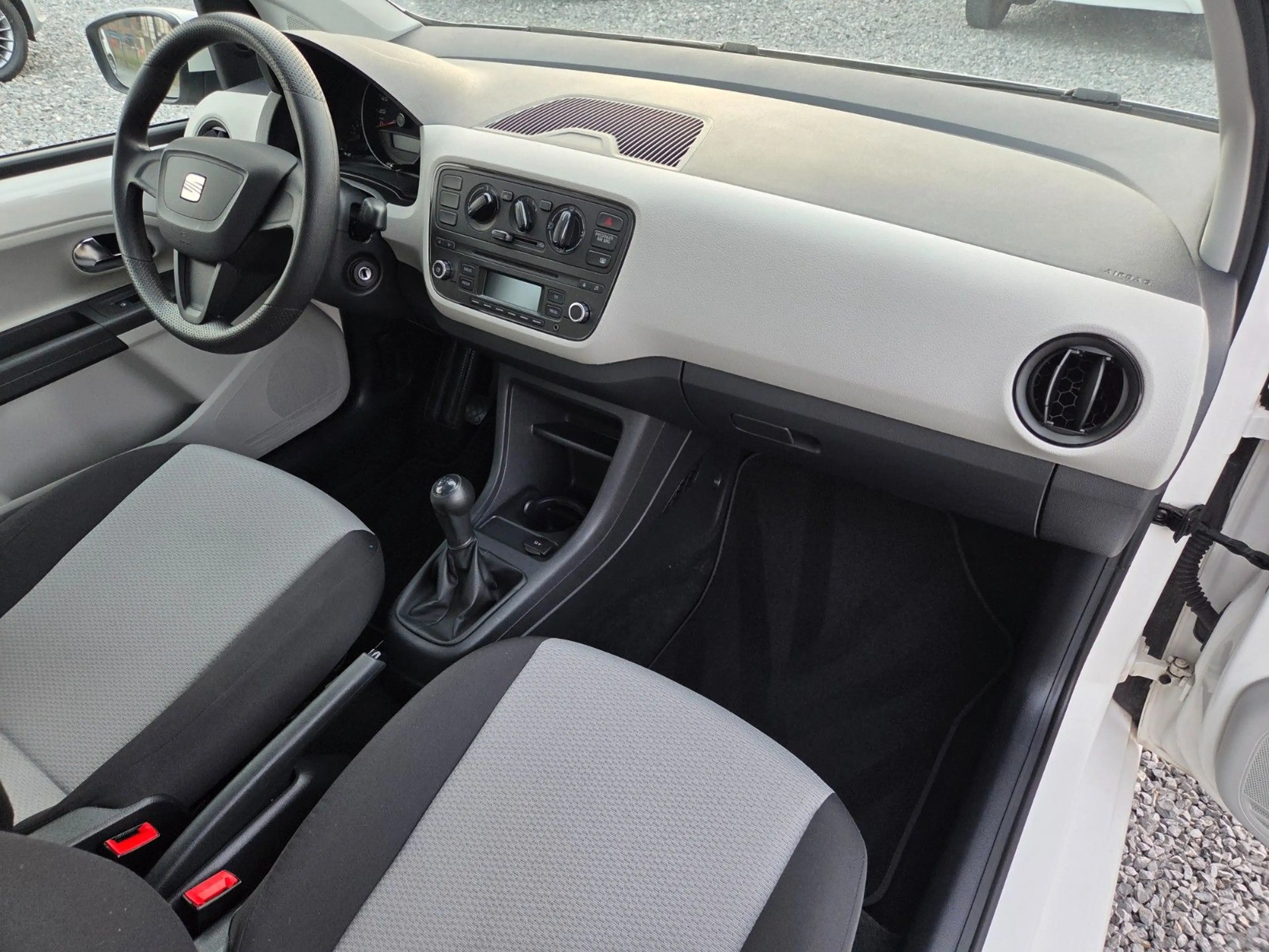 SEAT Mii Reference Klima/LM-Felgen mit Ganzahresreife — photo 11