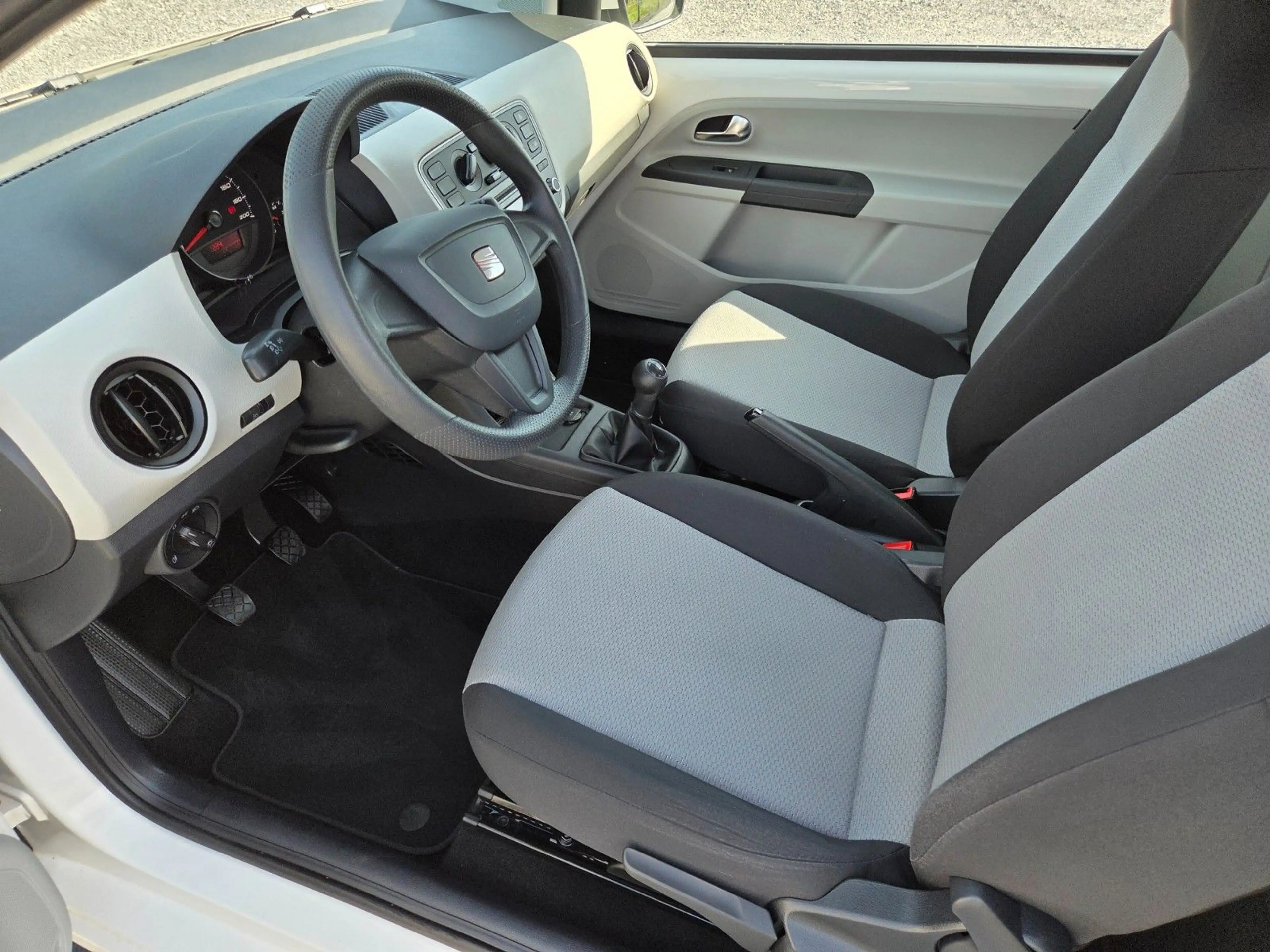 SEAT Mii Reference Klima/LM-Felgen mit Ganzahresreife — photo 12