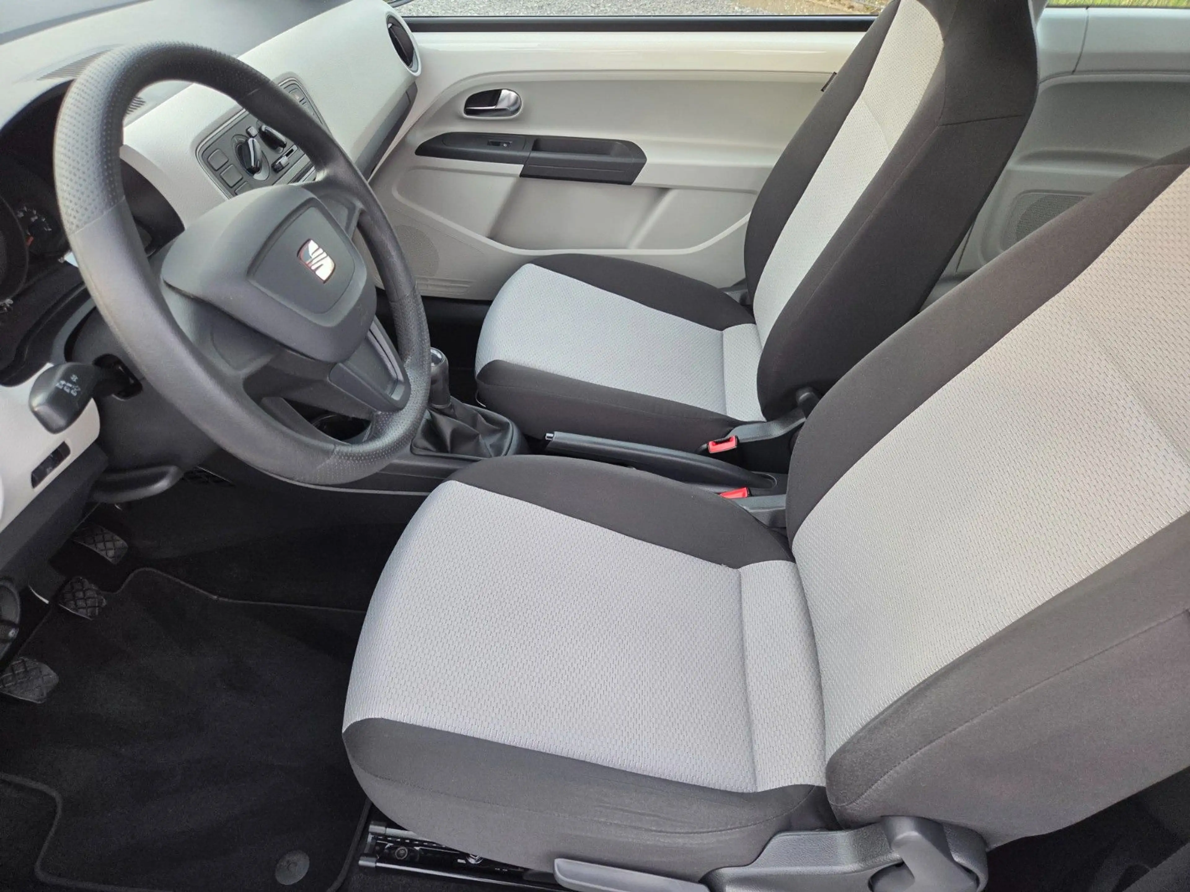 SEAT Mii Reference Klima/LM-Felgen mit Ganzahresreife — photo 15