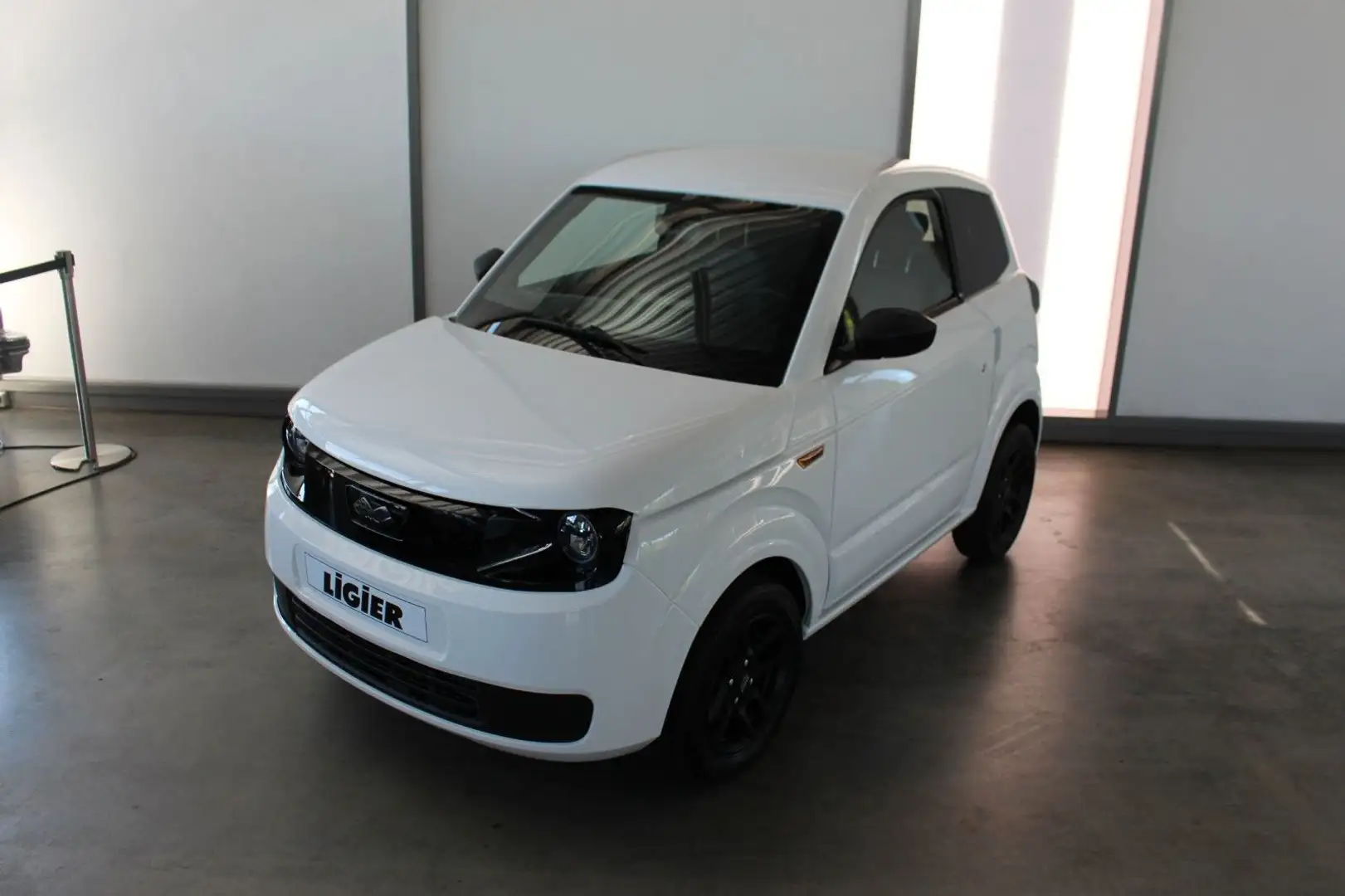 Ligier Myli I.DEAL Servolenkung Multimedia-Paket 2025 Weiß - 1