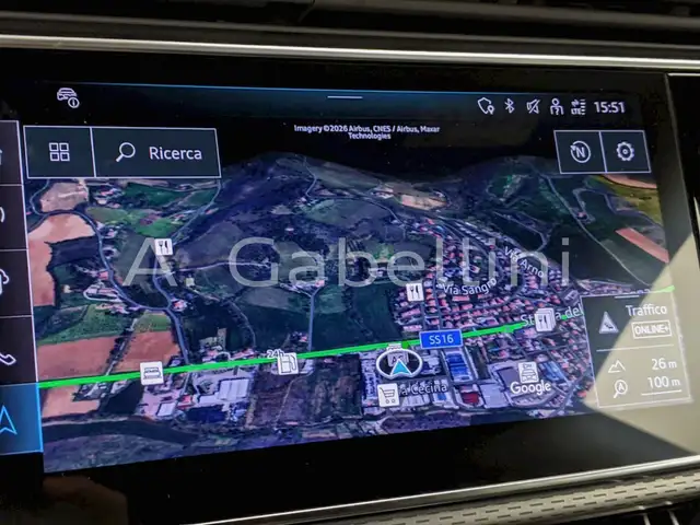 Audi Q8 view 18