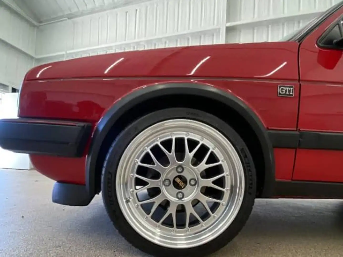 Volkswagen Golf GTI 16 Rouge - 1