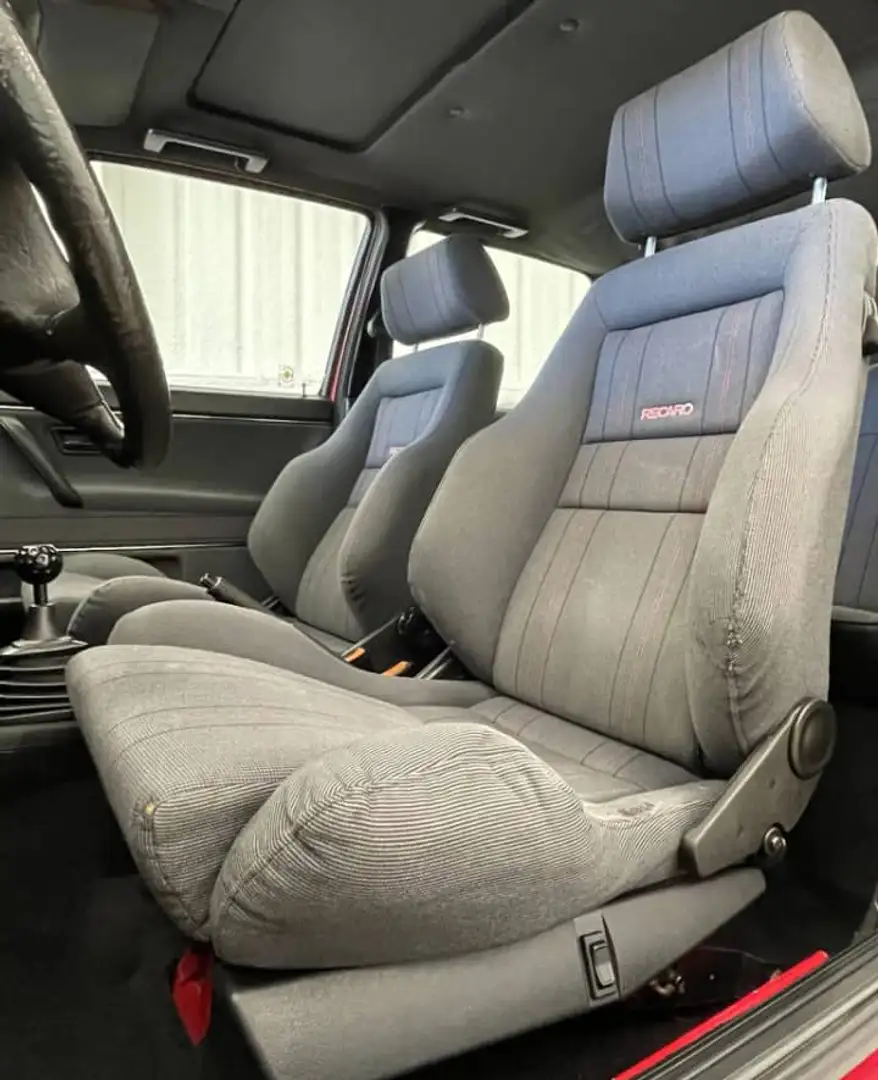 Volkswagen Golf GTI 16 Rouge - 2