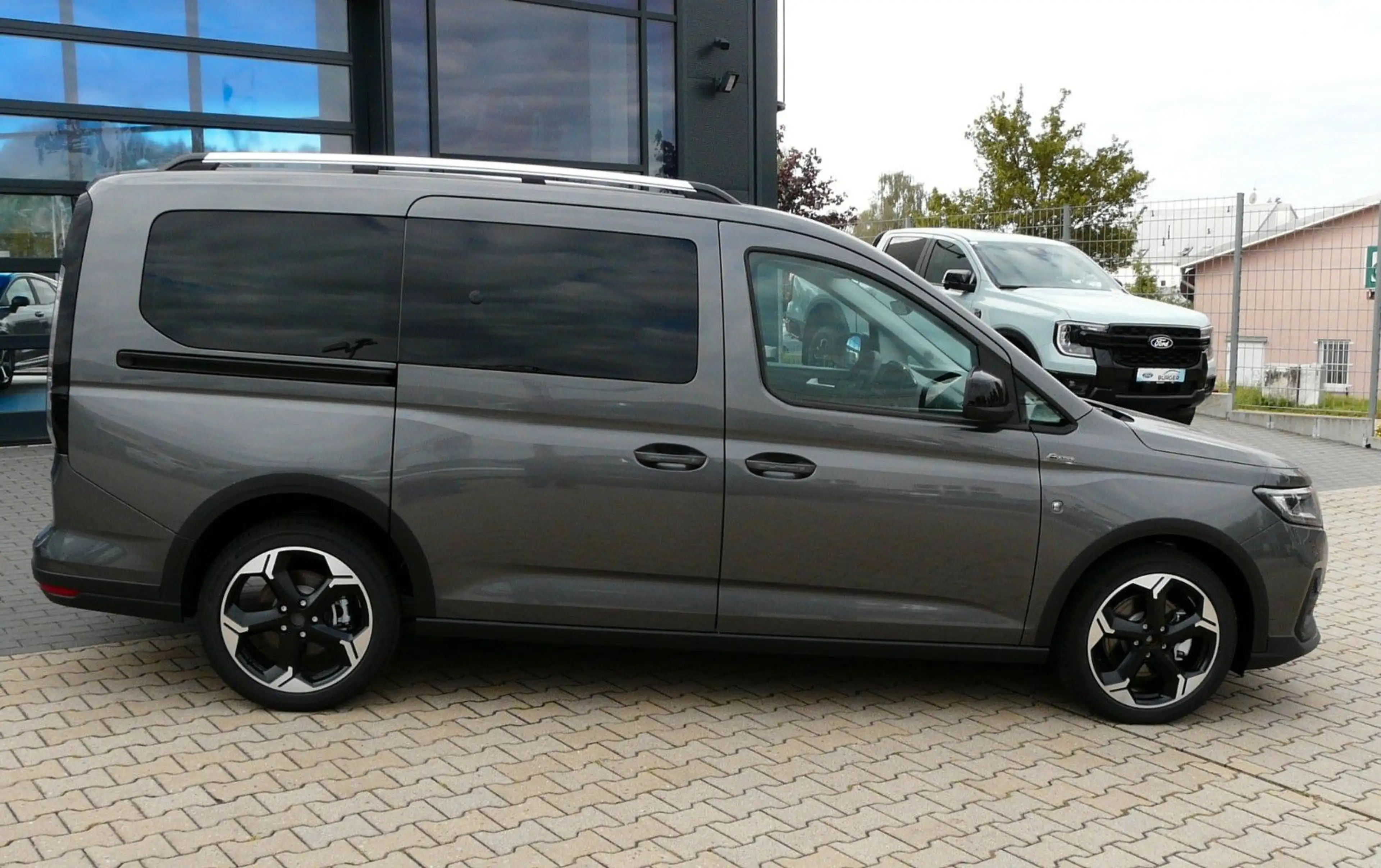 Ford Tourneo Connect Grand Tourneo Connect Active *Standheizung* — photo 6