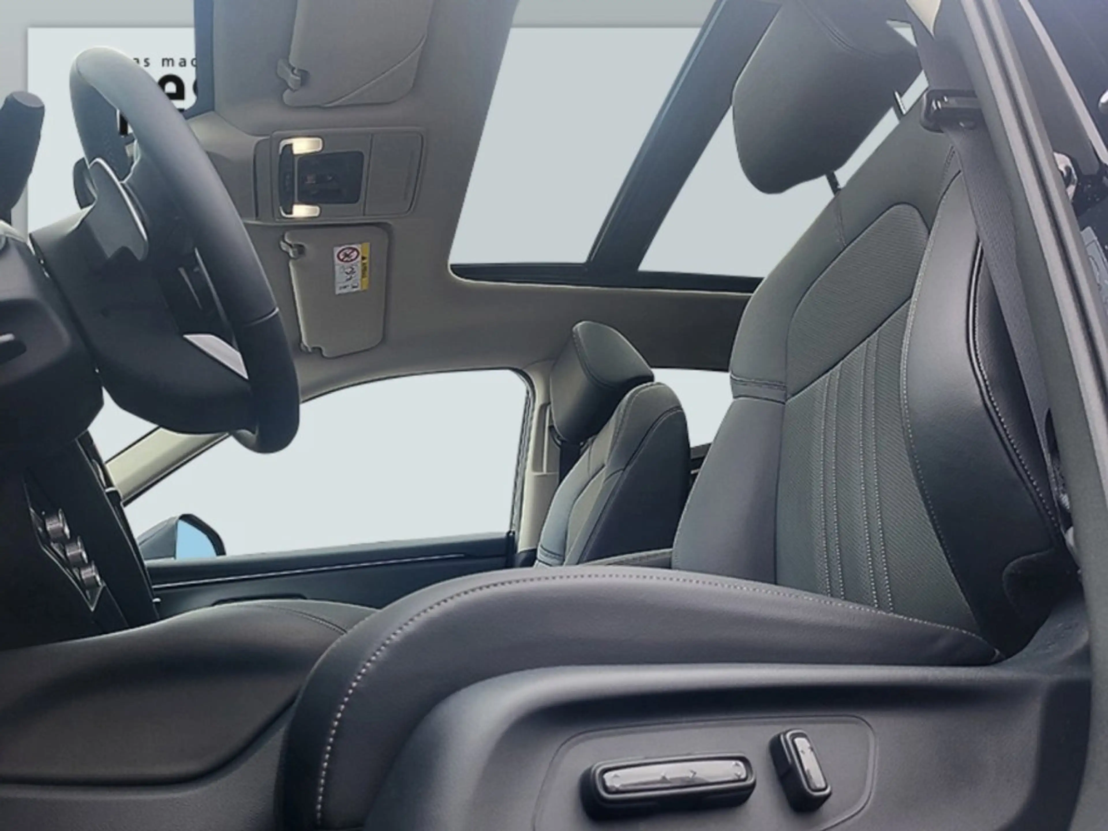 Honda ZR-V 2.0 AT Advance — photo 11