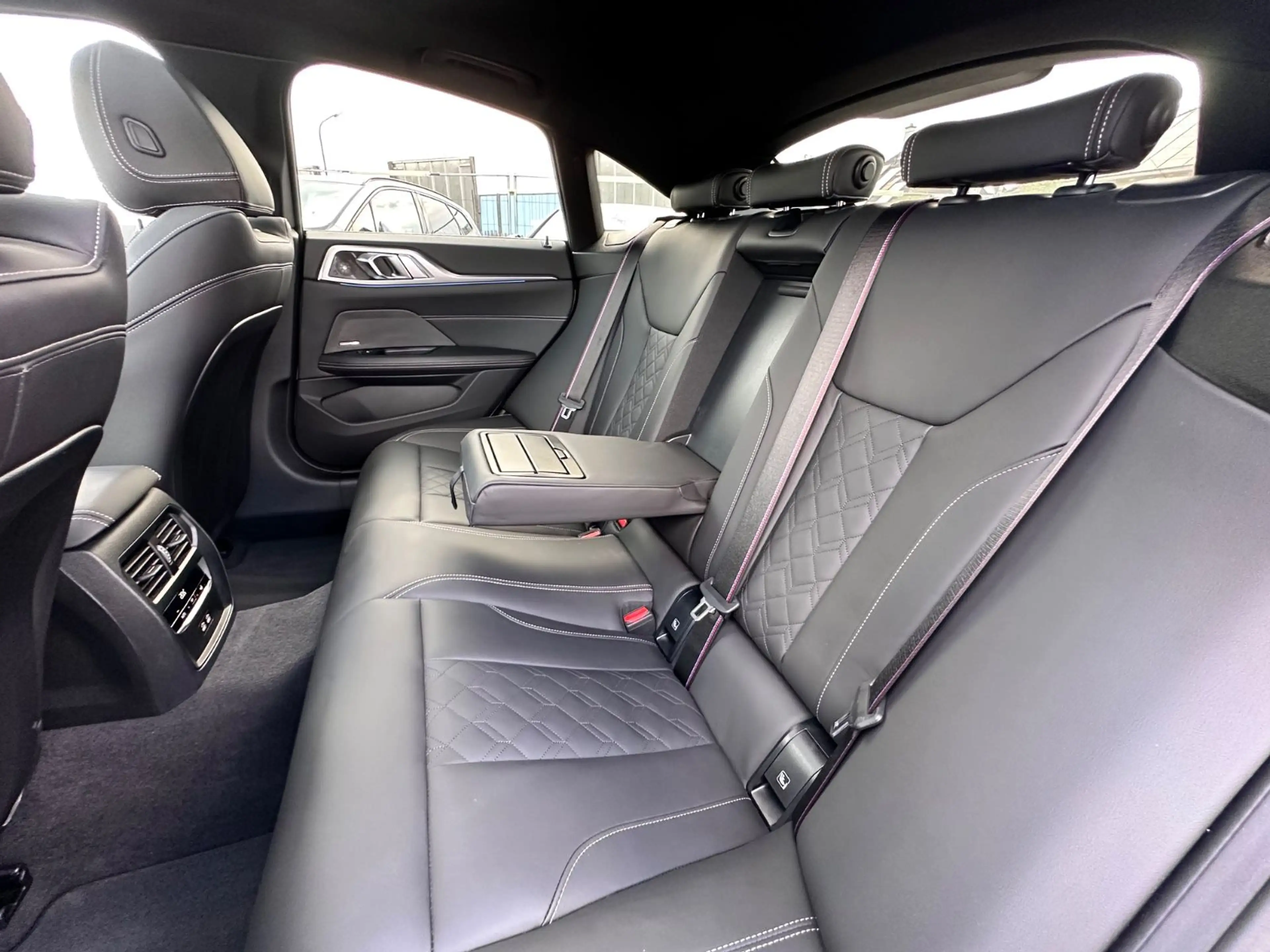 BMW 420 420d Gran Coupé xDrive M-Sport Pro HuD Pano H&K — photo 30