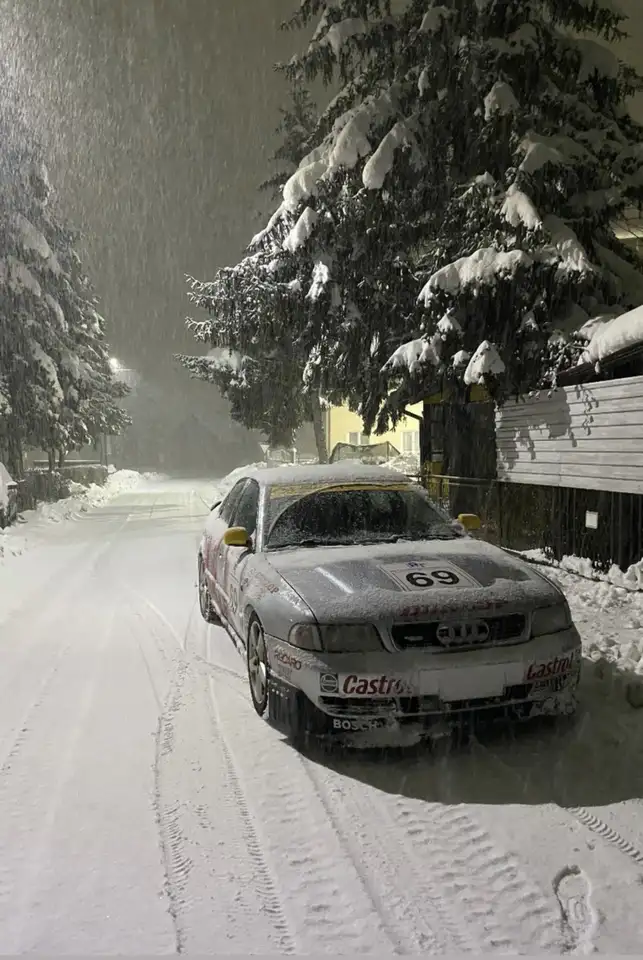Audi A4 1.8 turbo quattro 150cv, foto 4
