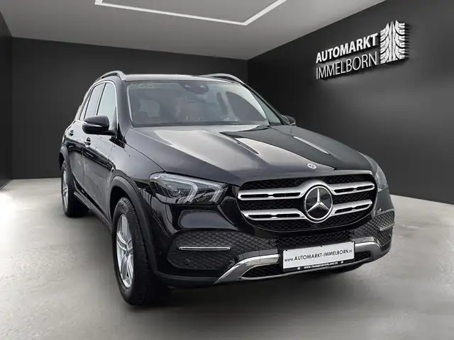 Mercedes-Benz Gle view 2