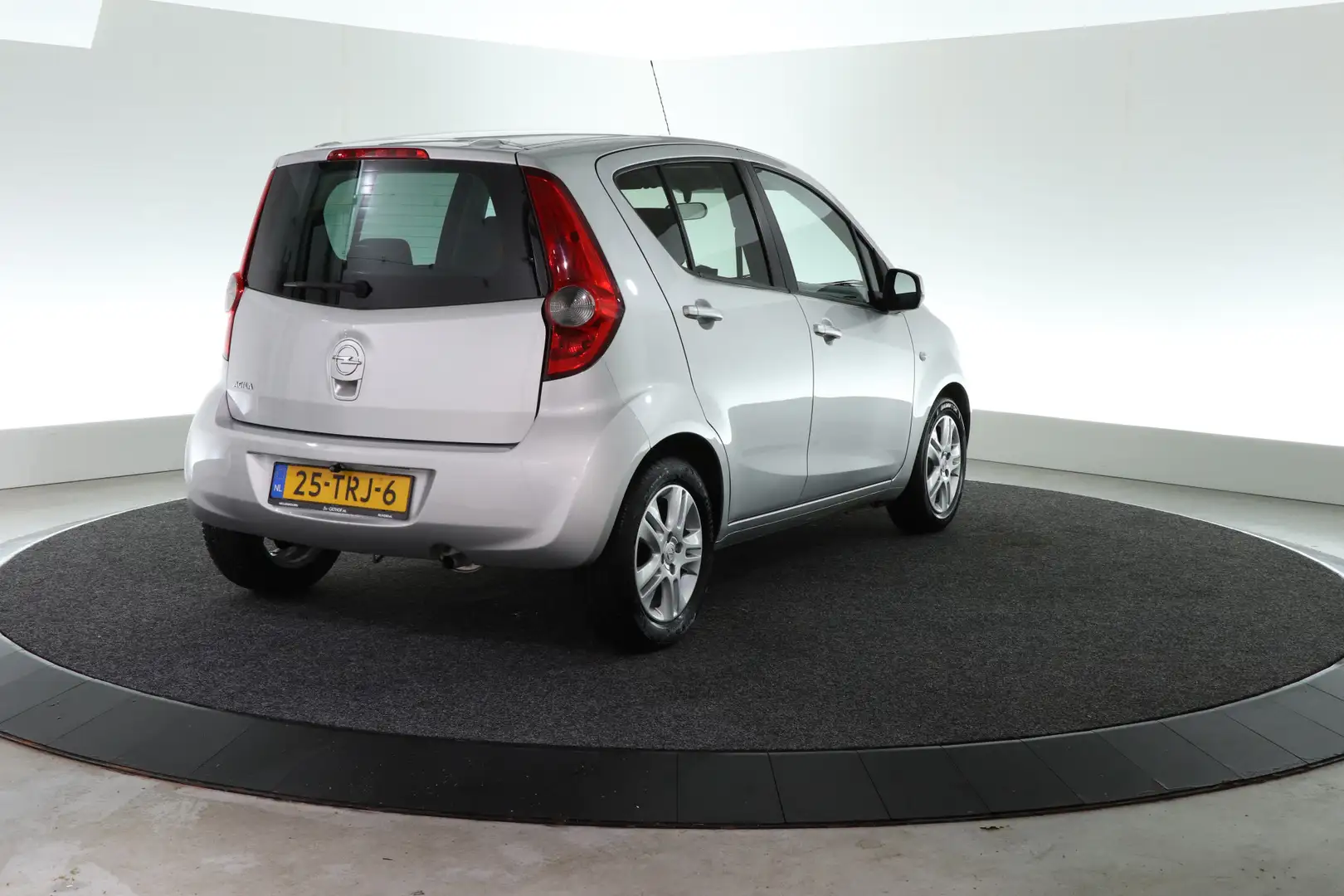 Opel Agila 1.2 Edition | AIRCO | CAMERA | Grijs - 2