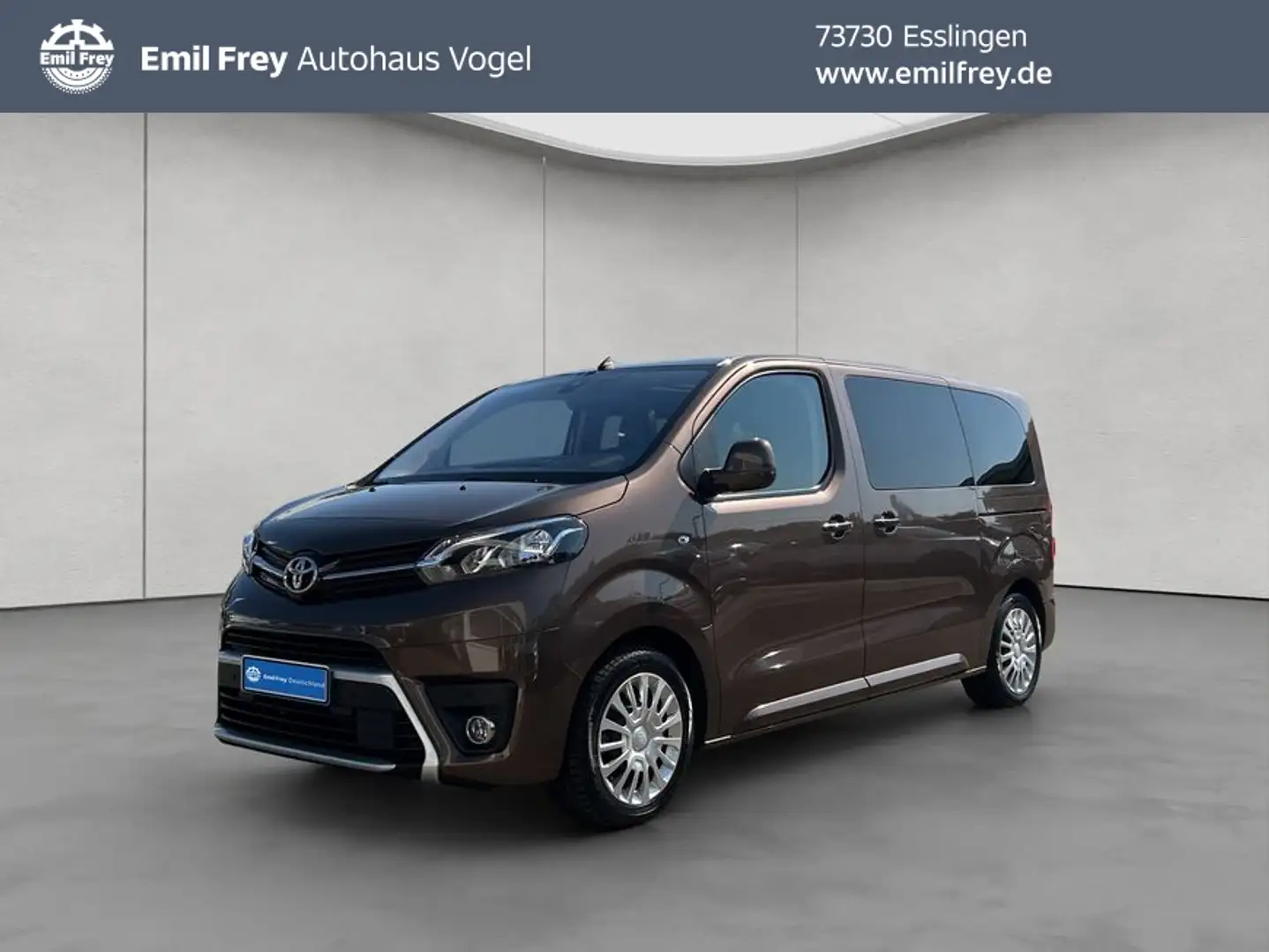 Toyota Proace 2,0 L1 (8-Si.) Autm. Verso Exclusive Braun - 1