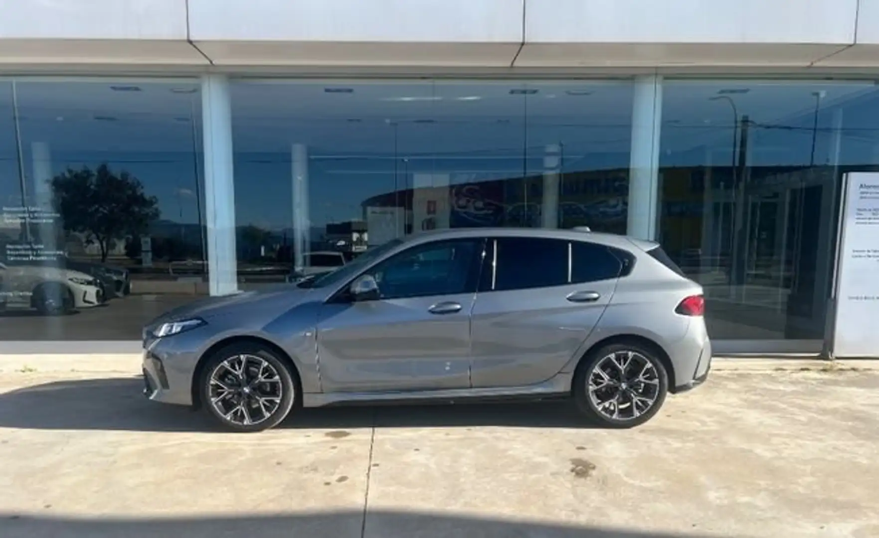 BMW 116 120 d M Sport Gris - 2