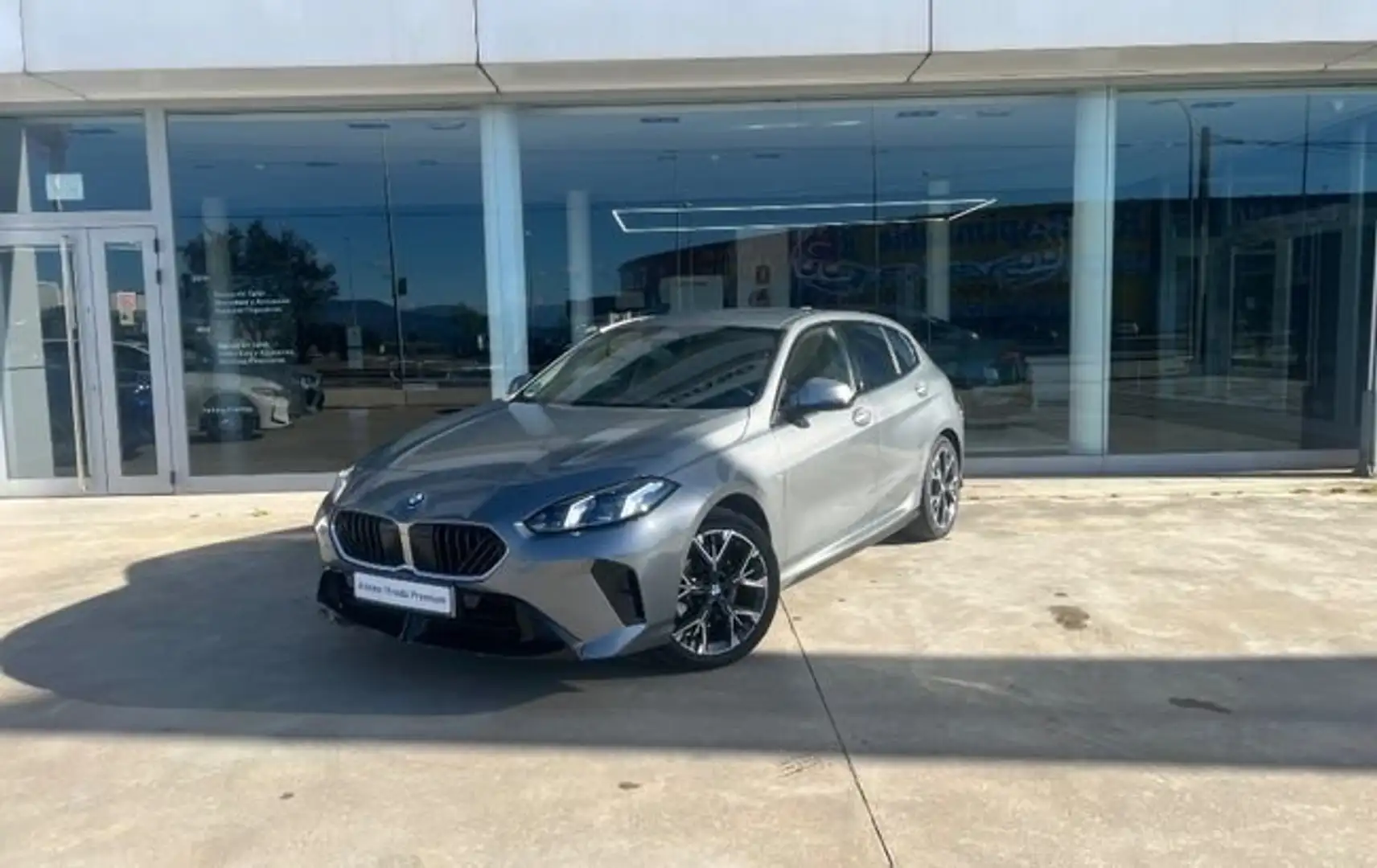 BMW 116 120 d M Sport Gris - 1