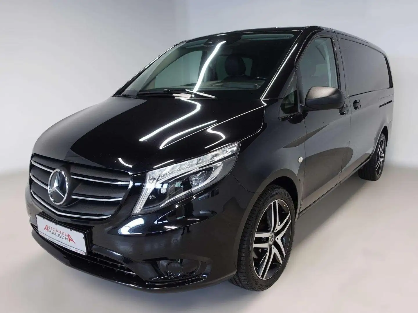 Mercedes-Benz Vito 116 CDI lang Mixto Klima Leder LED Standhei Schwarz - 1