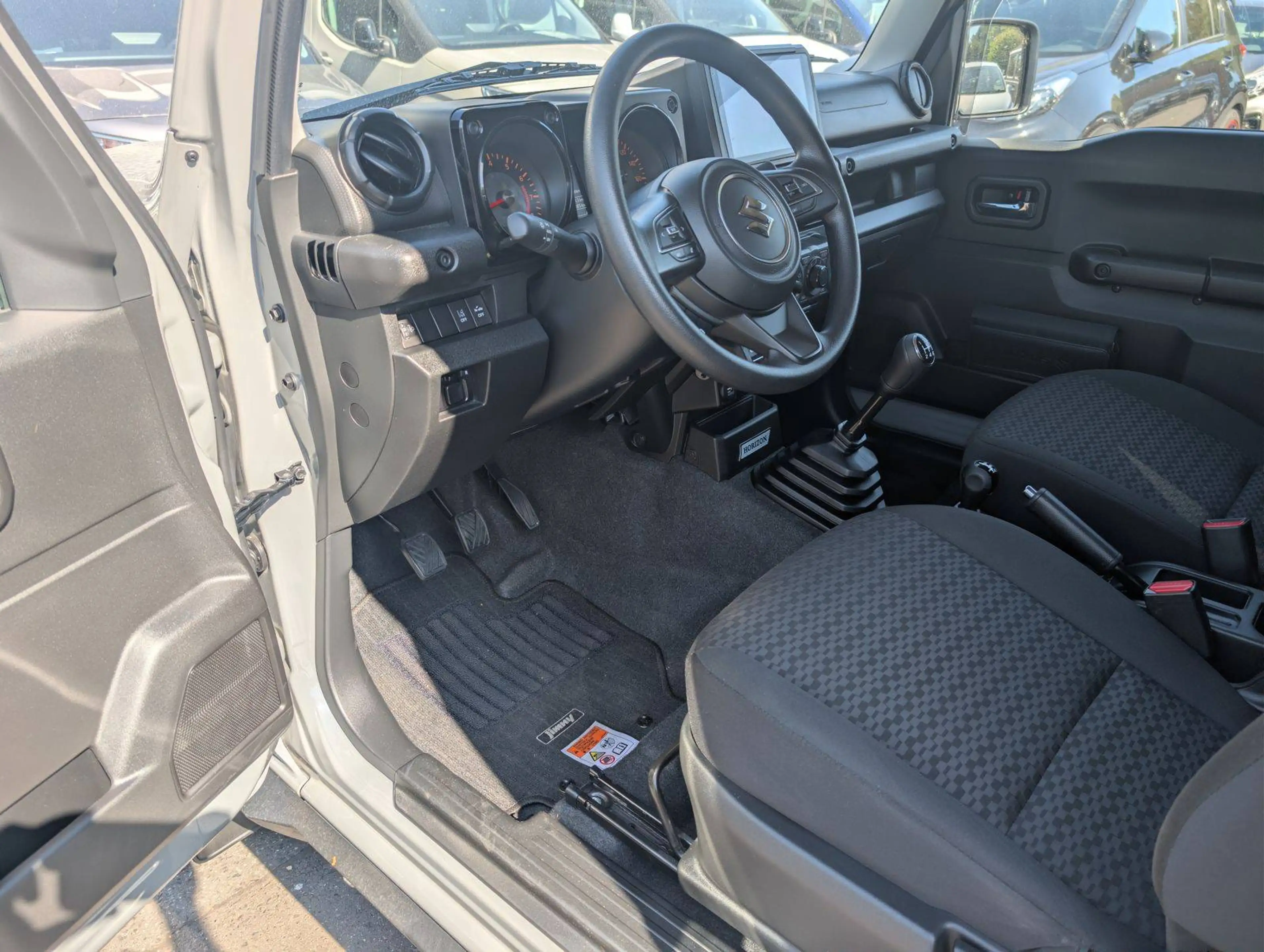Suzuki Jimny Horizon NFZ Klima/Cam/Navi/Sitzhzg/AHK — photo 8