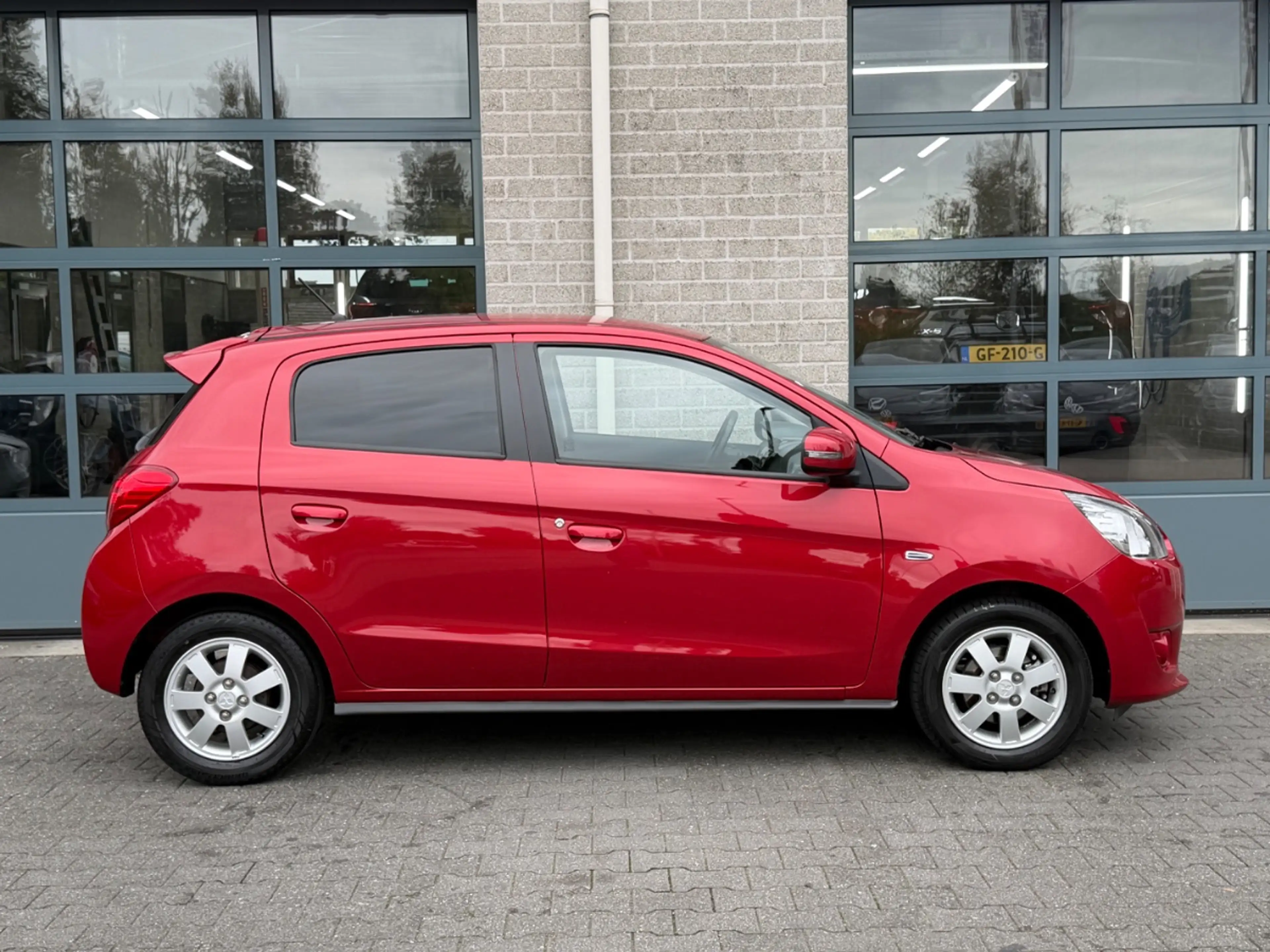 Mitsubishi Space Star 1.2 Intense |AUTOMAAT| DEALER ONDERHOUDEN| — photo 4