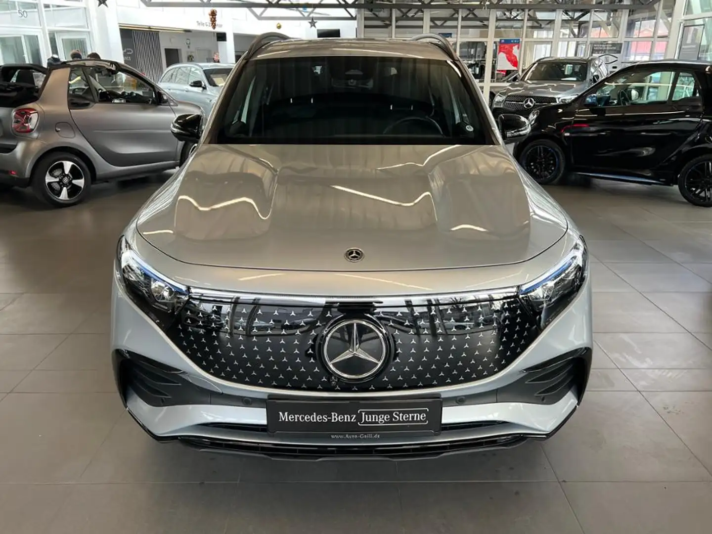 Mercedes-Benz EQB 350 4M AMG Night KeyG 360 Distronic Fahrass Silber - 2