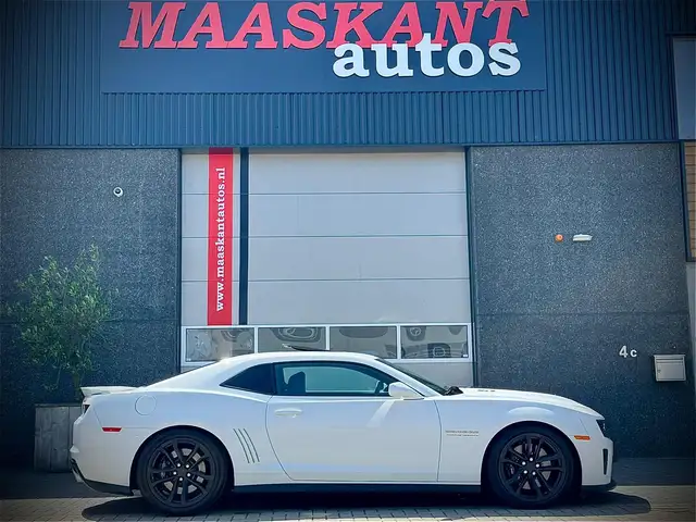 Chevrolet Camaro ZL1 / 6.2 Supercharged / 580pk / Kw suspension / S