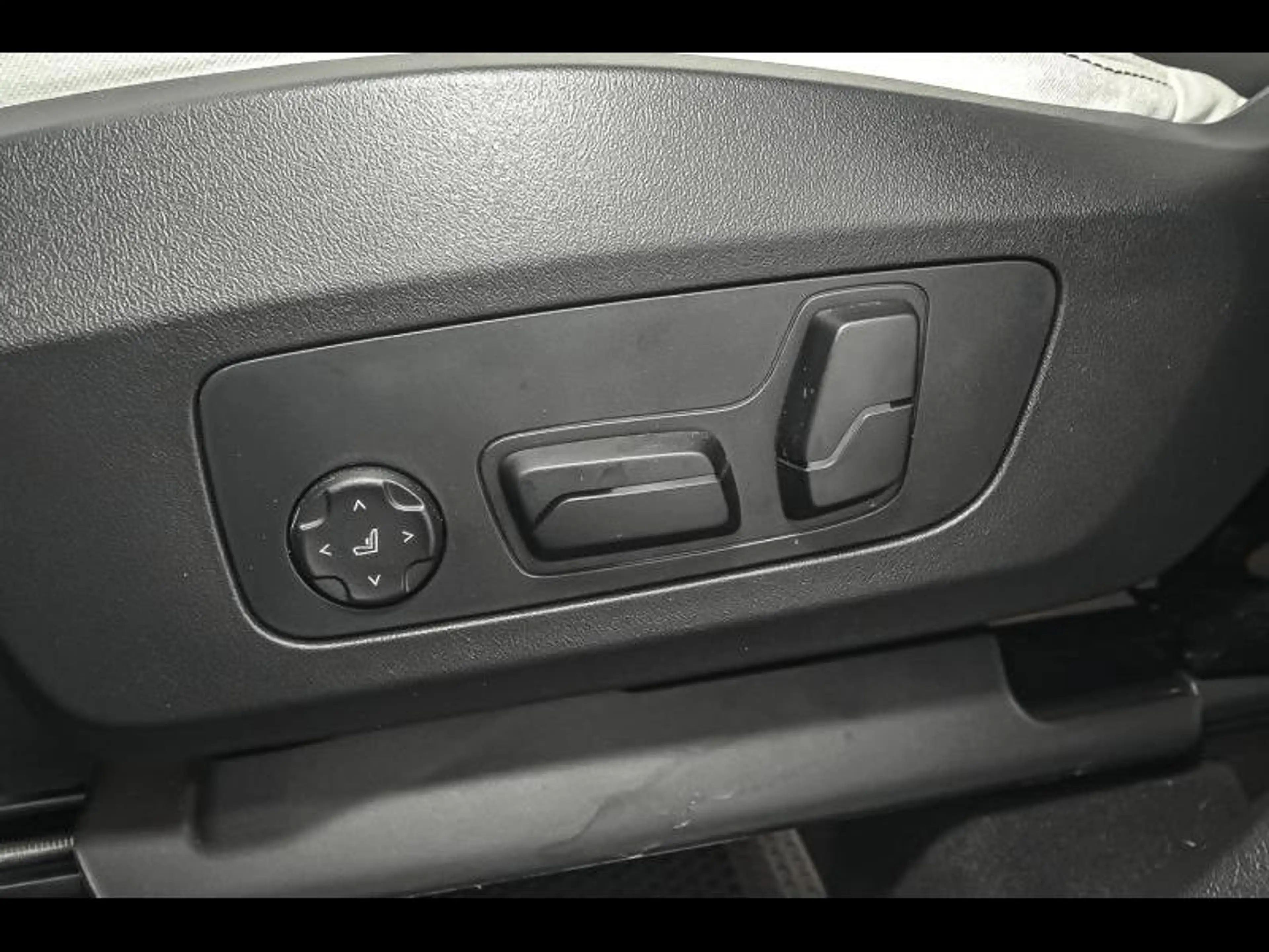 BMW X1 sDrive18i | xLine | Comfort | Led | Dass+ | H&K | — photo 14