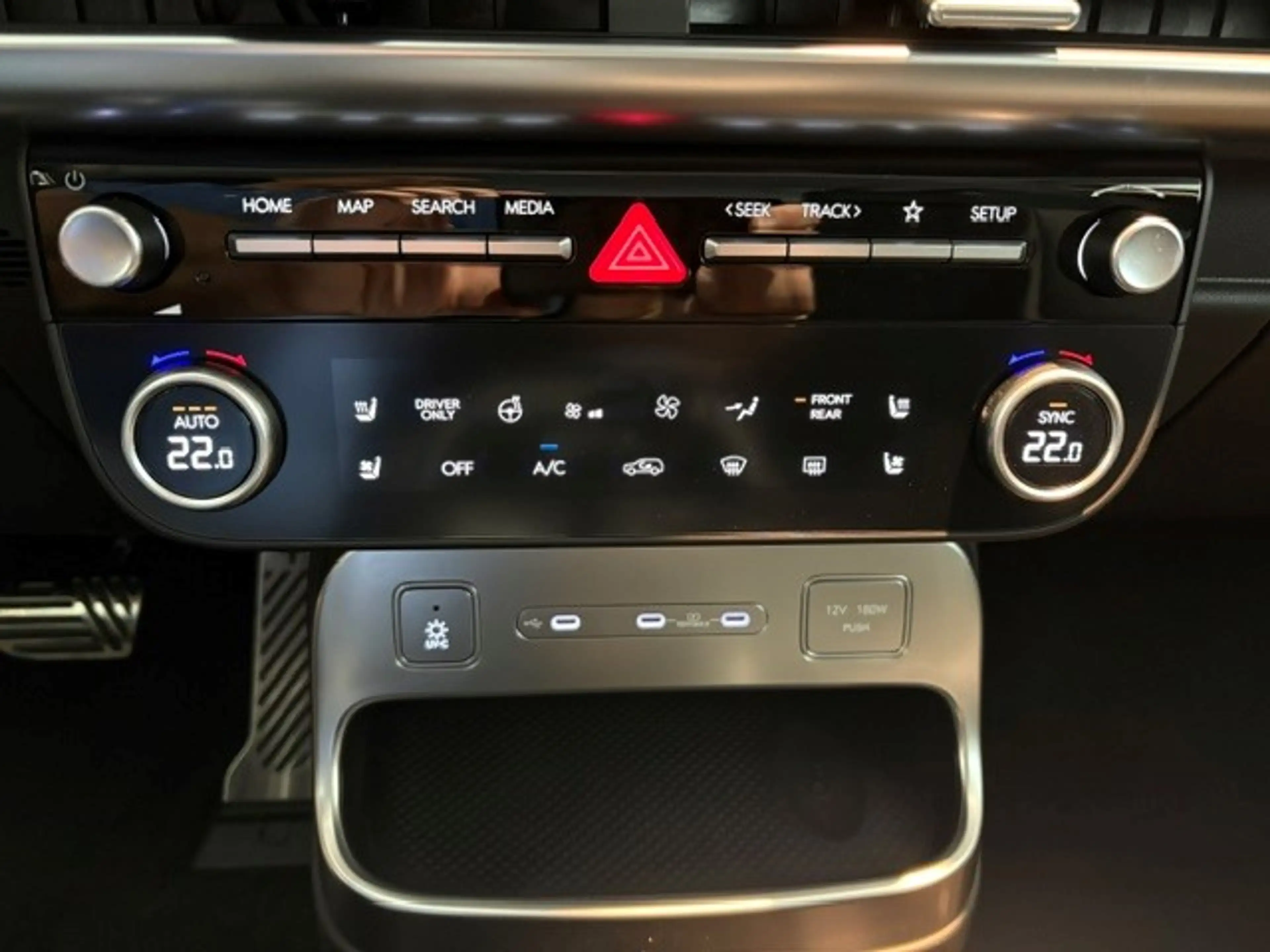Hyundai IONIQ 9 226 kW 4WD Uniq — photo 12