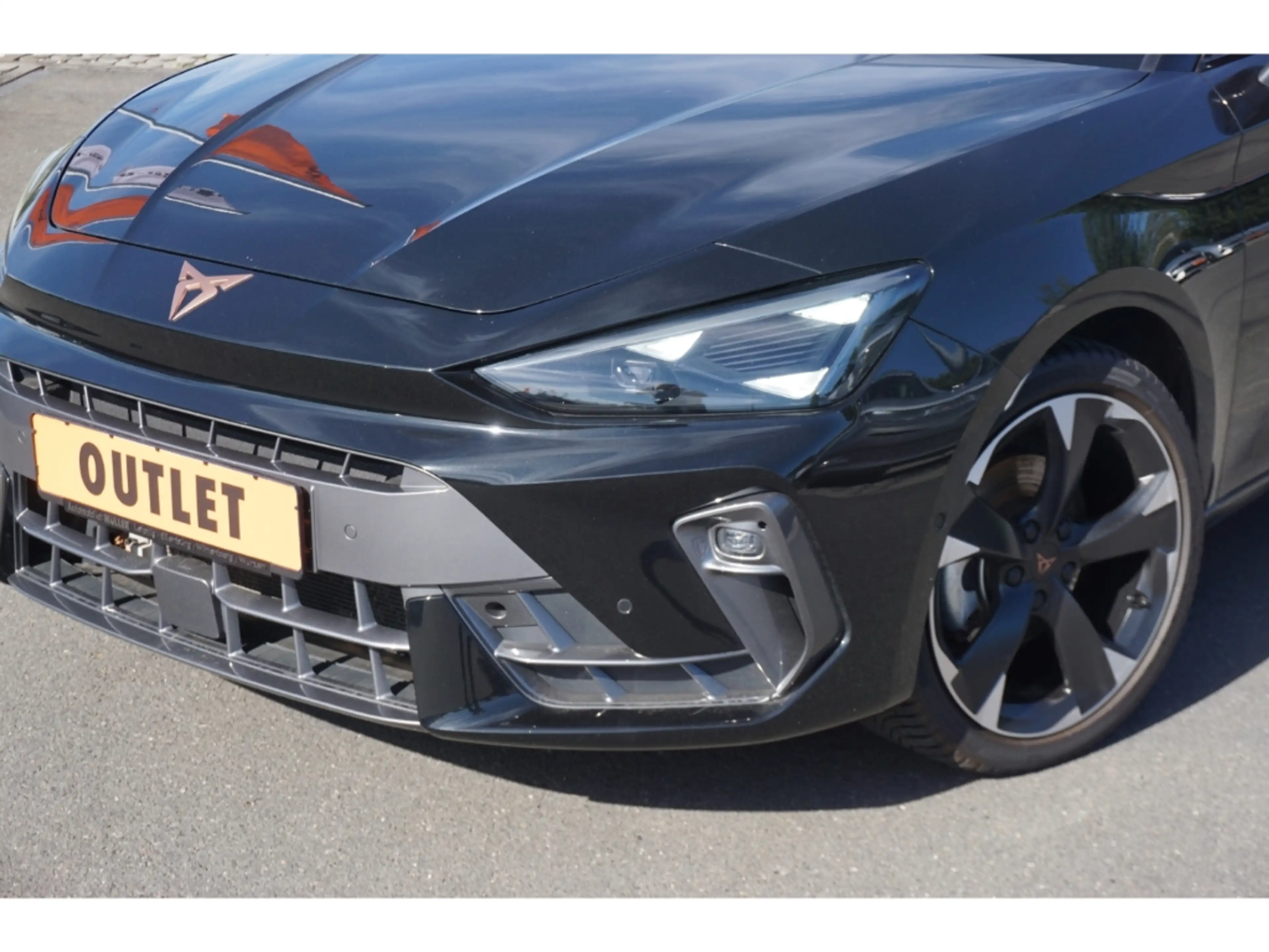 CUPRA Leon SP 1.5 eTSI-DSG-Navi-Winterpak-Visonpak-LED-Kamera — photo 4