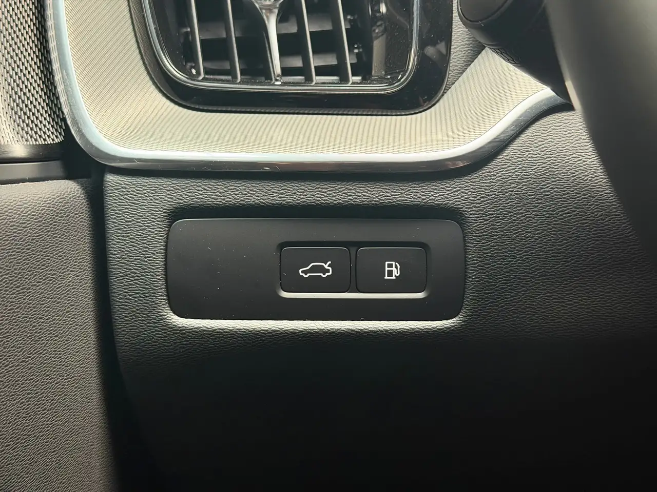 Volvo XC60 2.0 T8 Plug-in hybrid AWD Plus Black Edition FAC, миниатюра 12