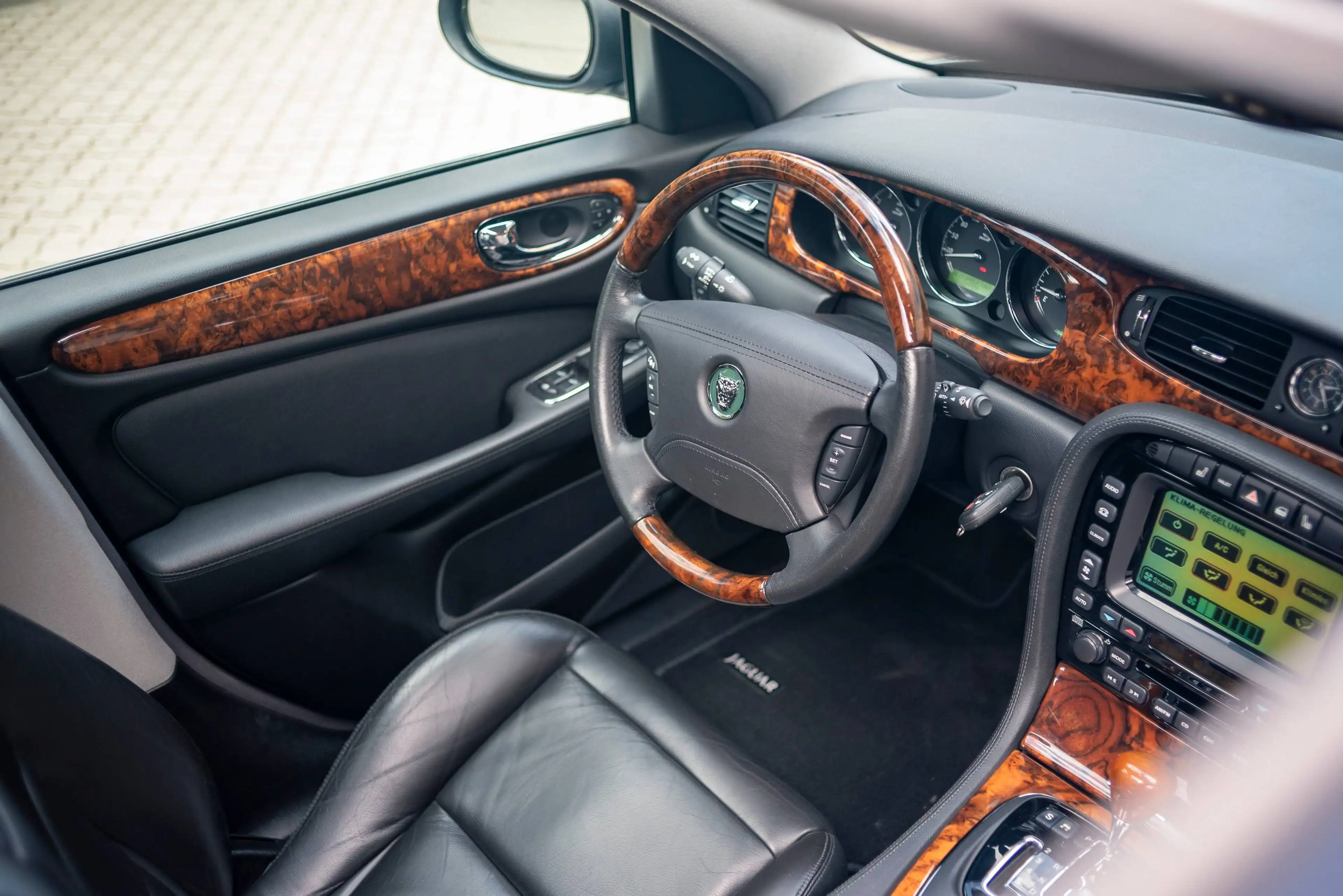 Jaguar XJ8 XJ8 4.2 — photo 11
