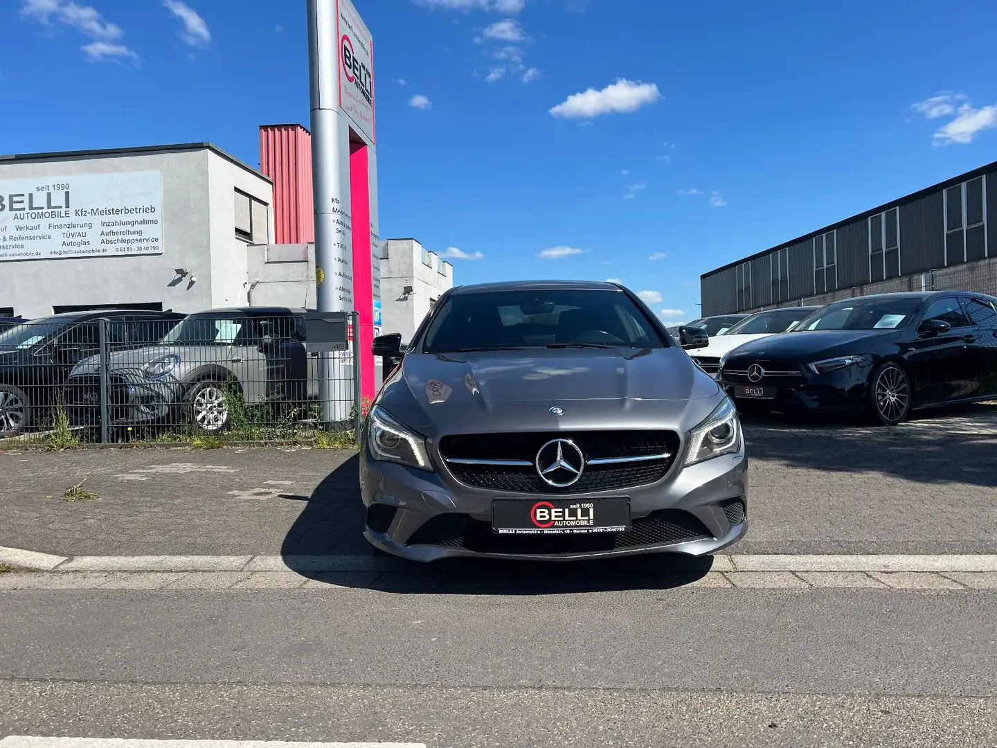 Mercedes-Benz CLA 180 Urban Bi-Xenon NAVI FINANZIERUNG Gris - 2