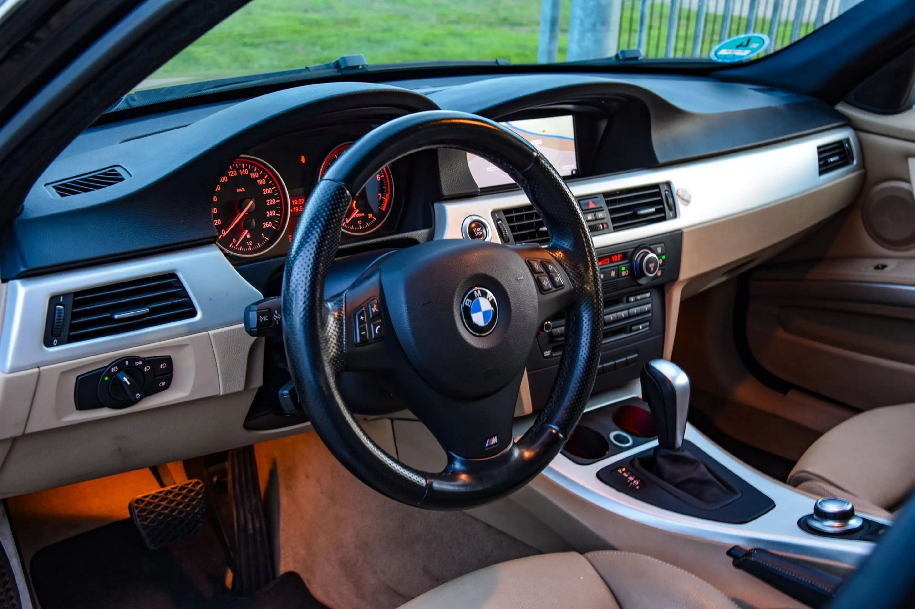 BMW 325 3-serie Touring 325i M-Sport *Xenon*Leder*Carplay* — photo 3