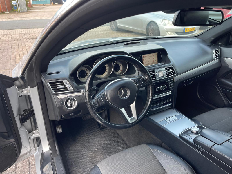 Mercedes-Benz E 200 Coupé AMG-Pakket * Panoramadak * Automaat — photo 3