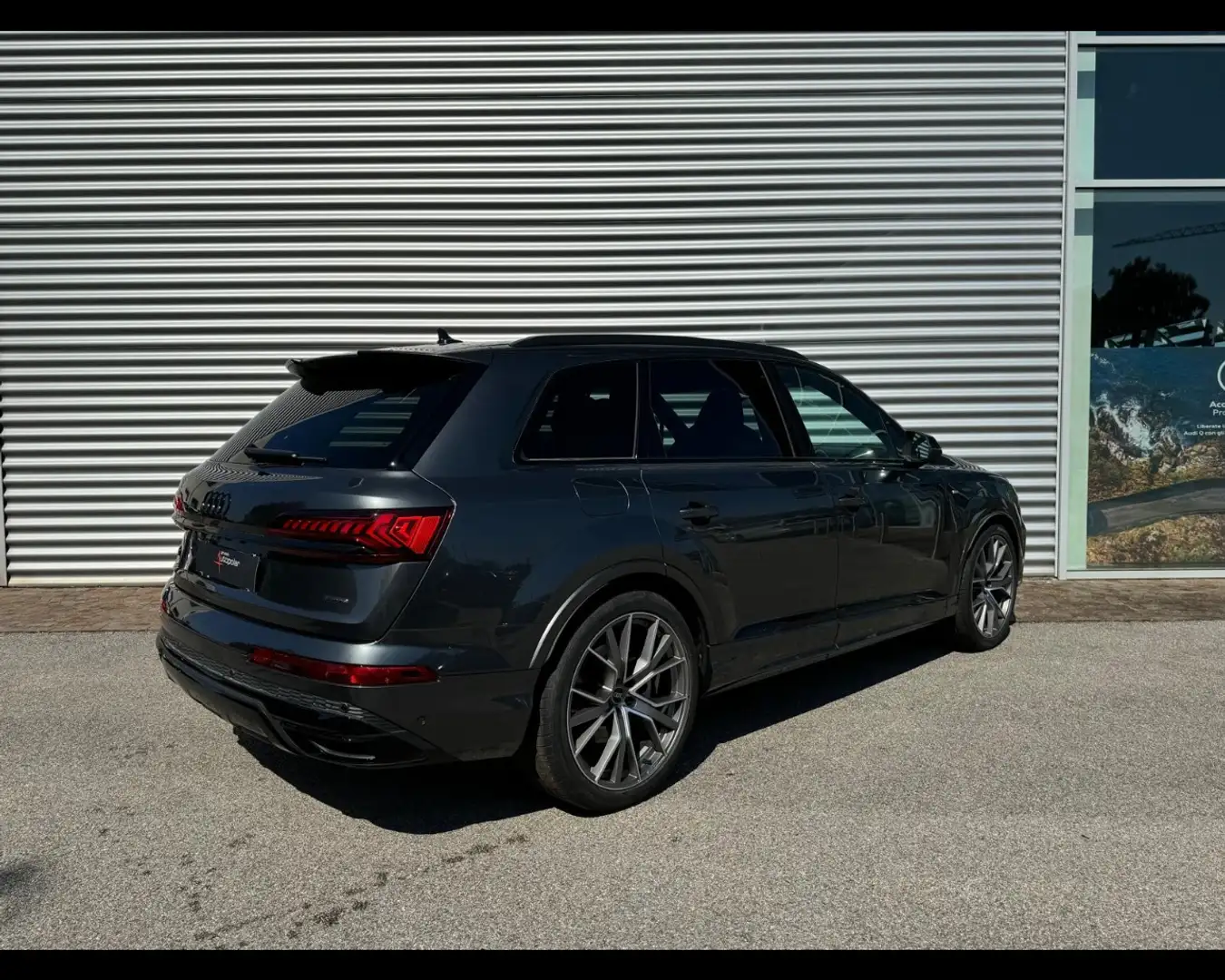 Audi Q7 55 TFSIe QUATTRO TIPTRONIC S-LINE Grigio - 2